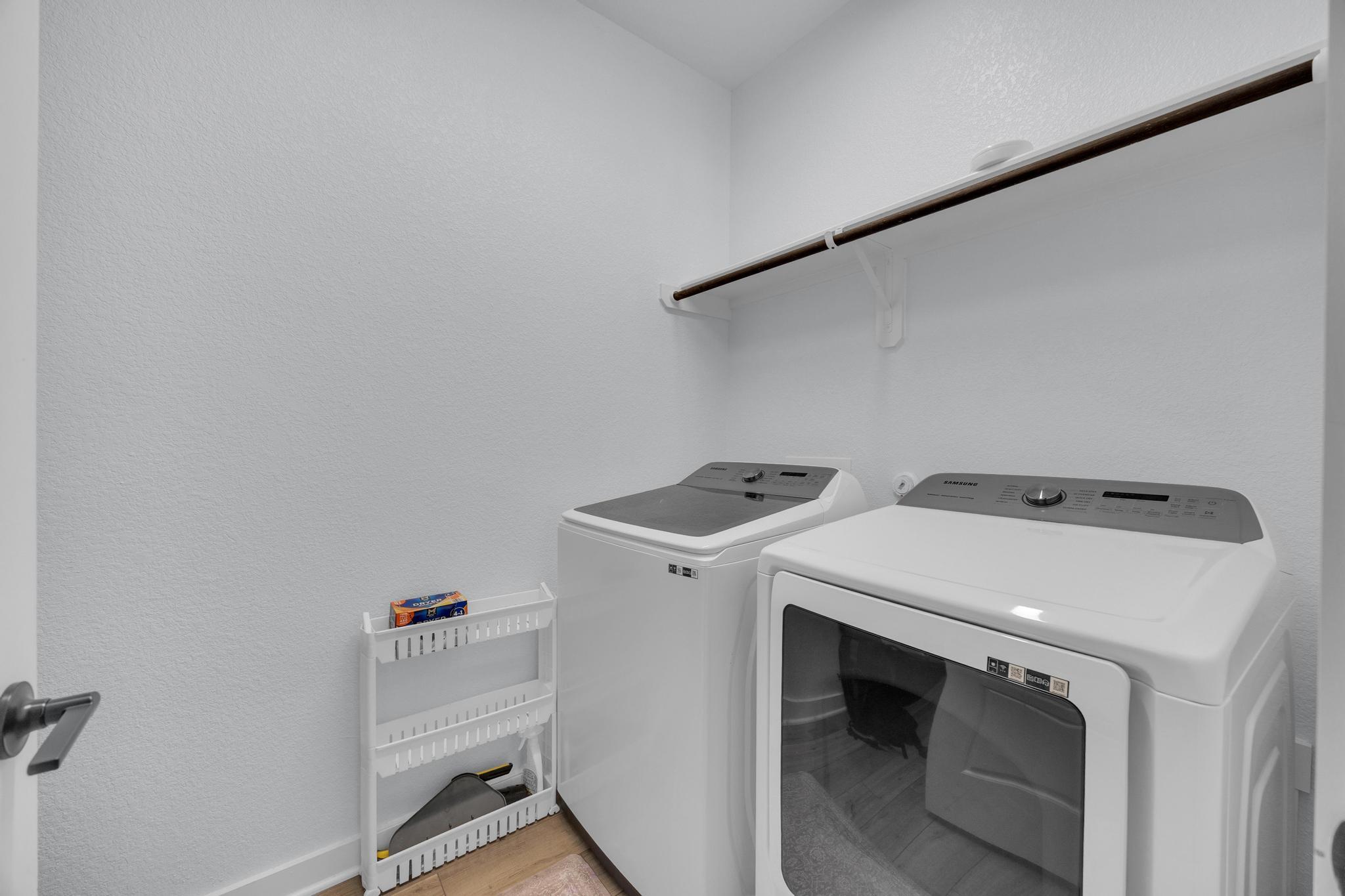 6404 E Mallord Brook BND