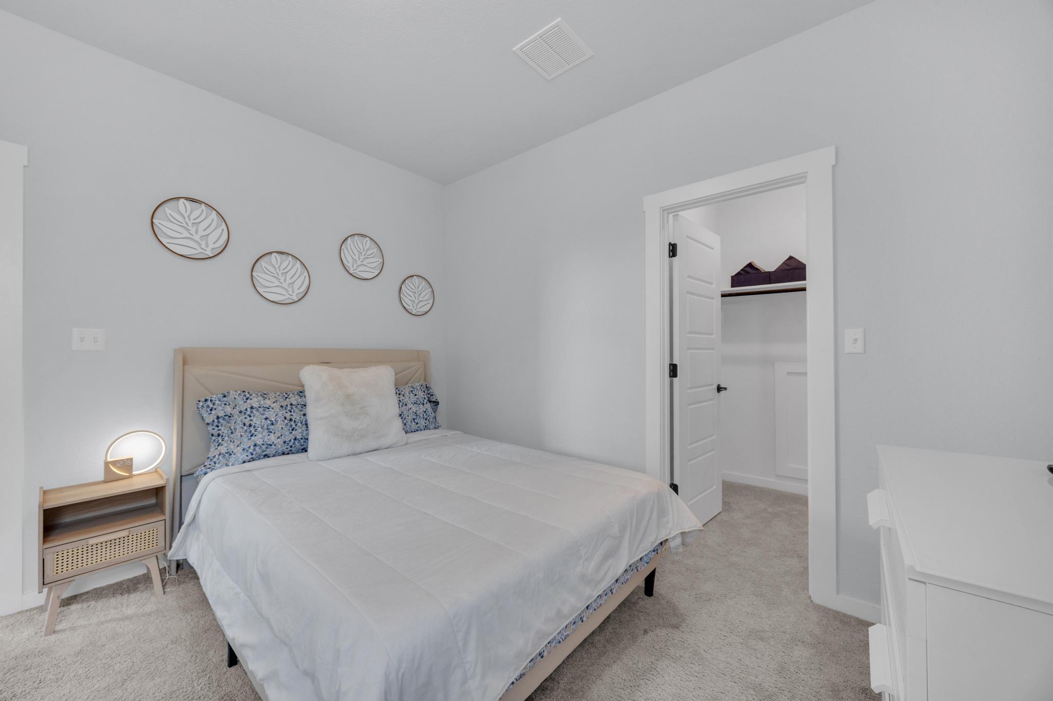 6404 E Mallord Brook BND