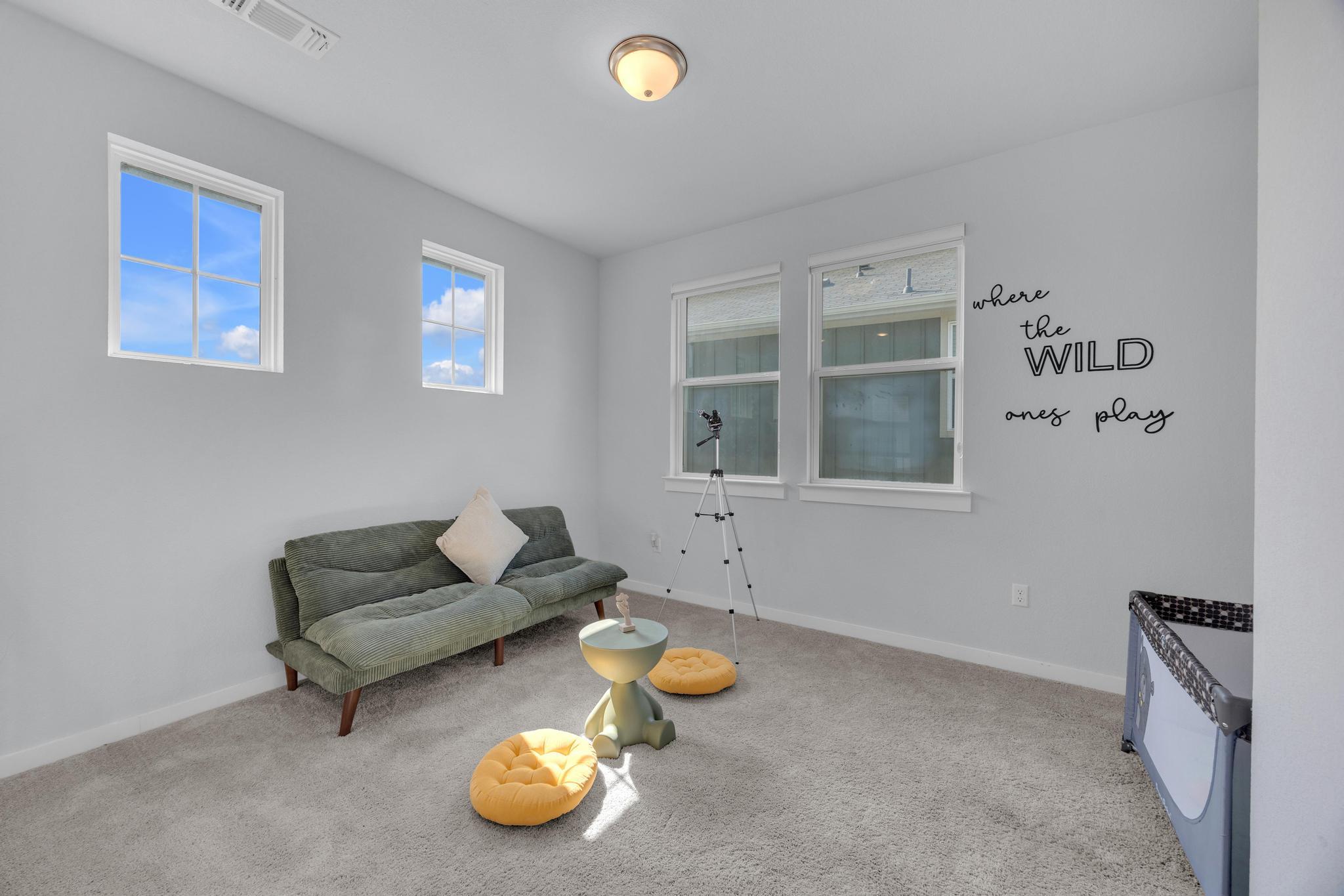 6404 E Mallord Brook BND