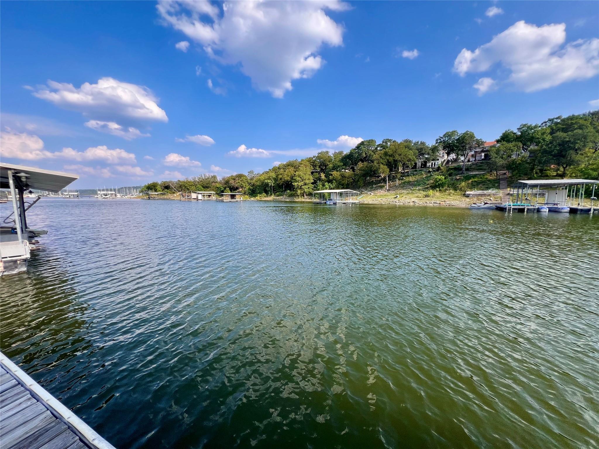 6111 Hudson Bend RD RD