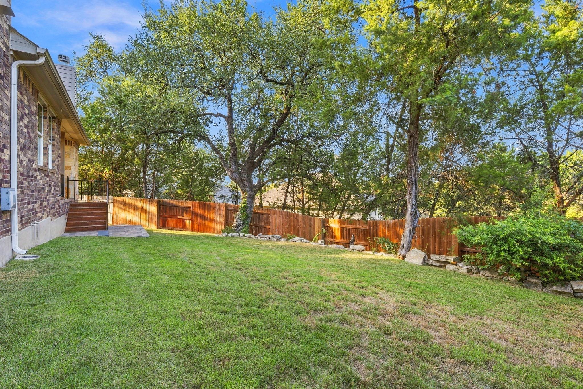 8905 Moccasin PATH