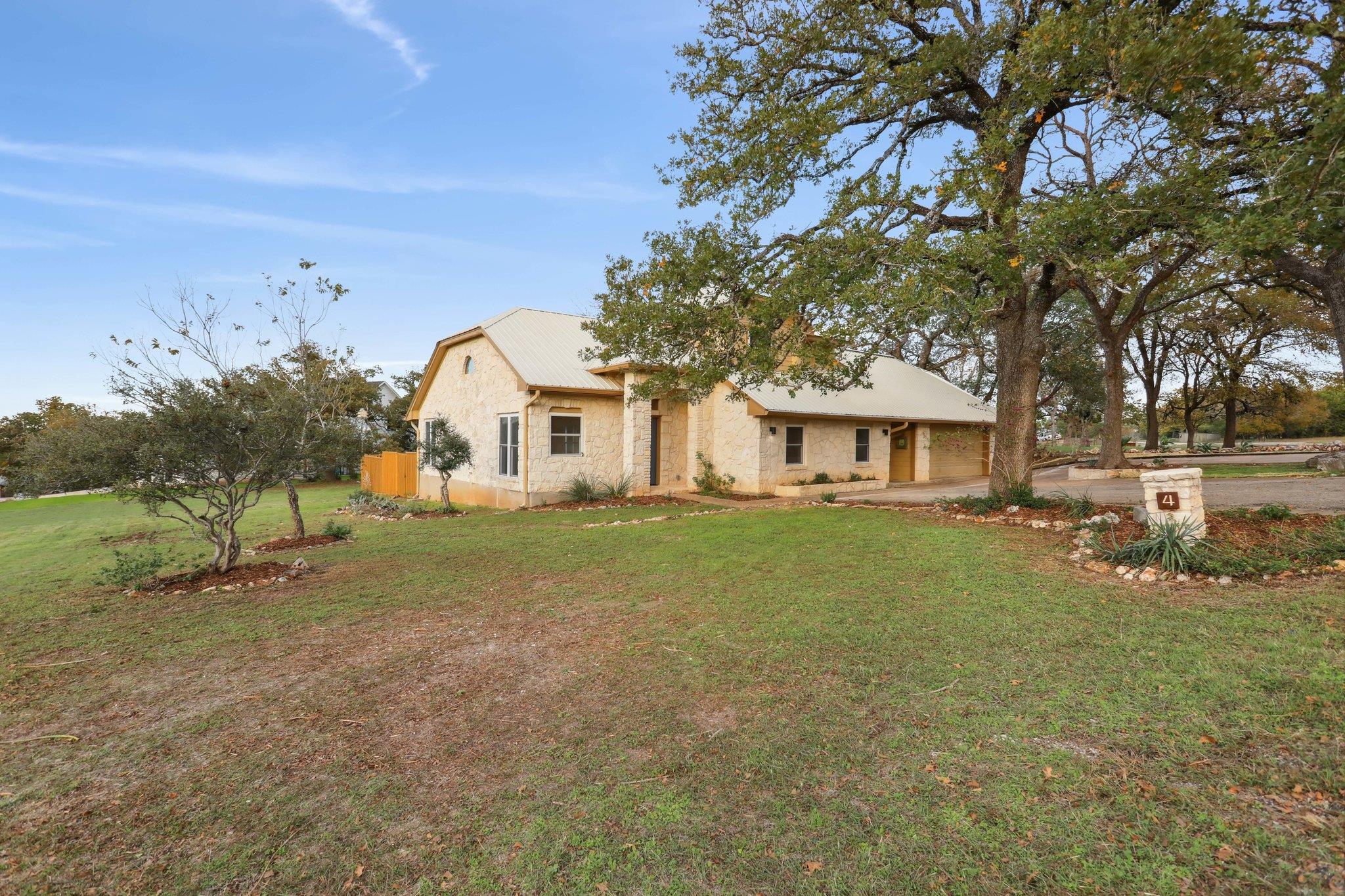 4 Concord CIR