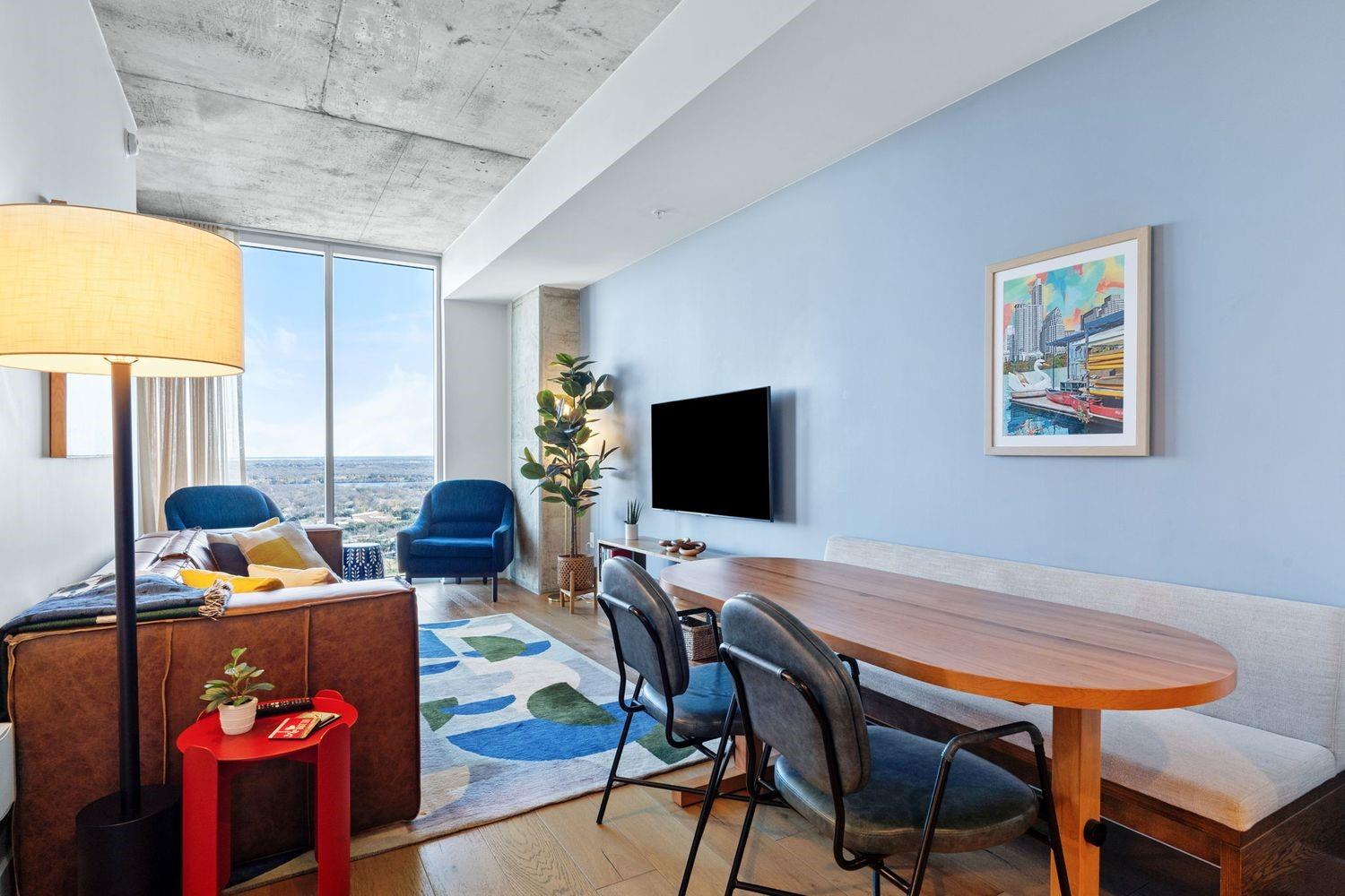 48 East Ave # 2906