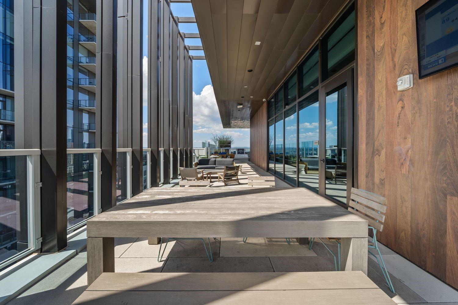 48 East Ave # 2906