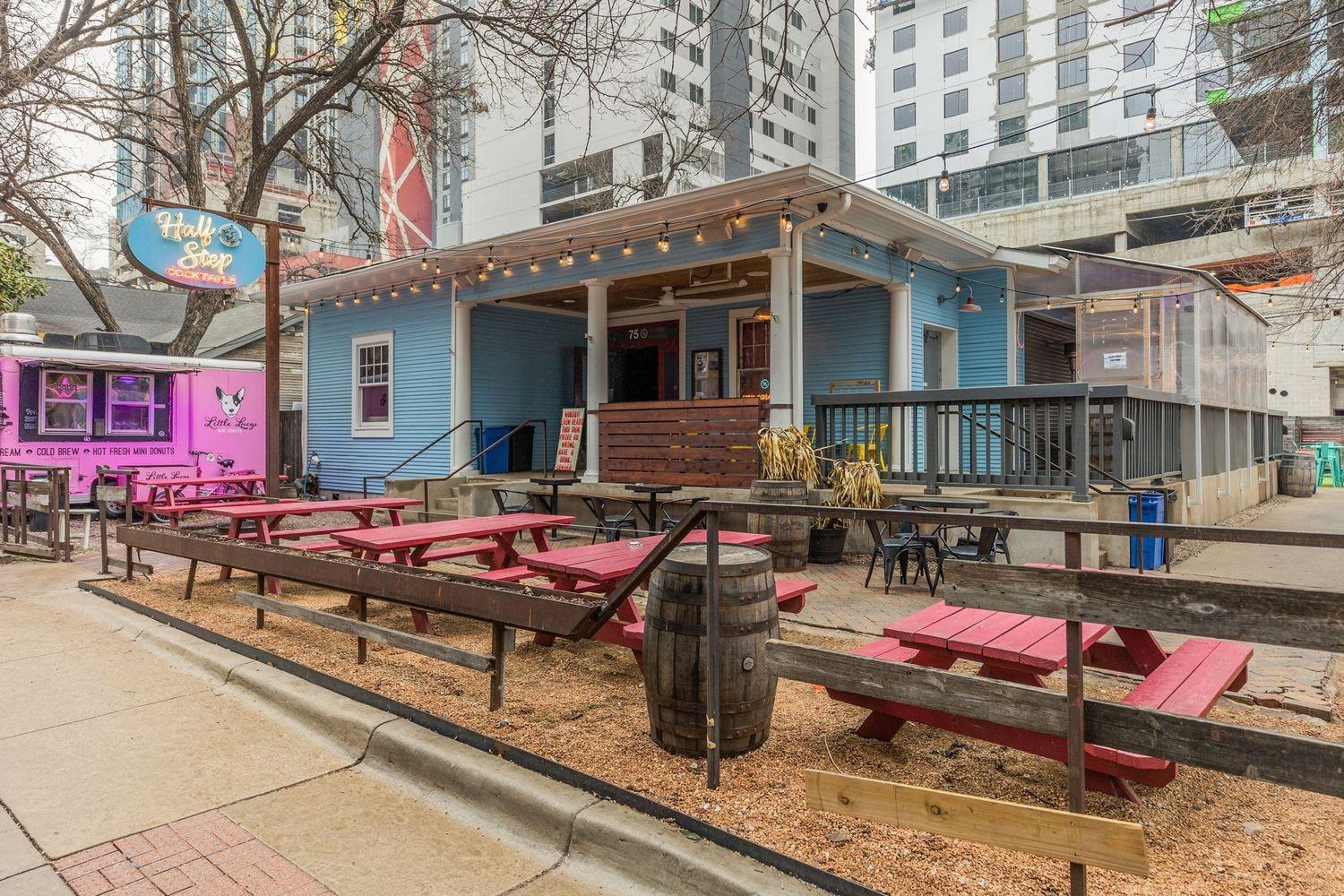 48 East Ave # 2906