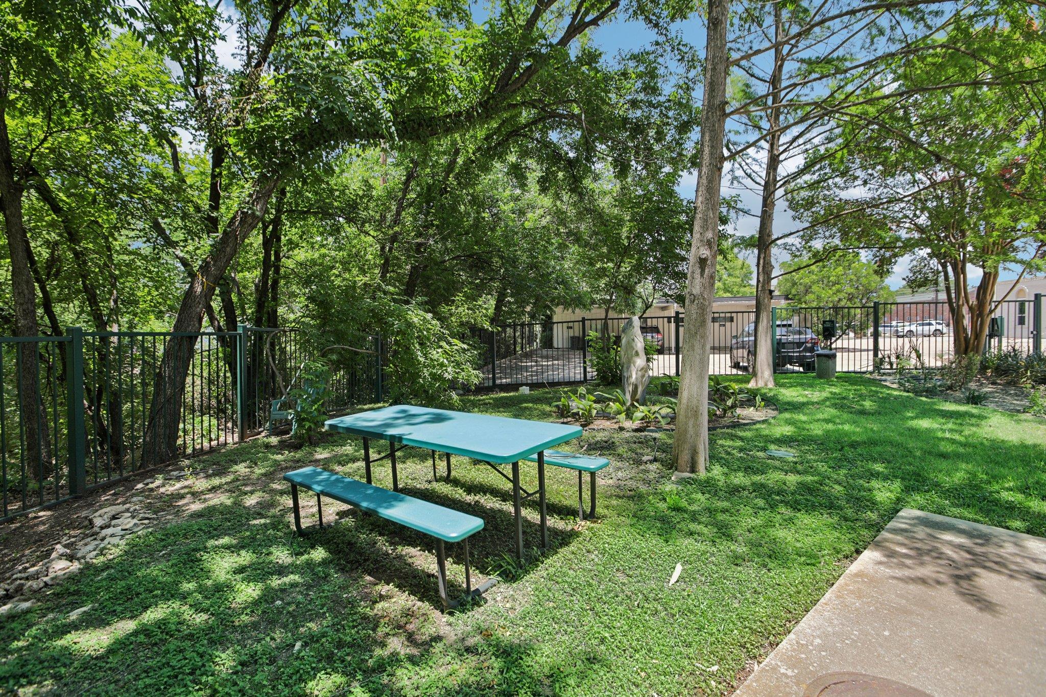 2209 Hancock DR # 3