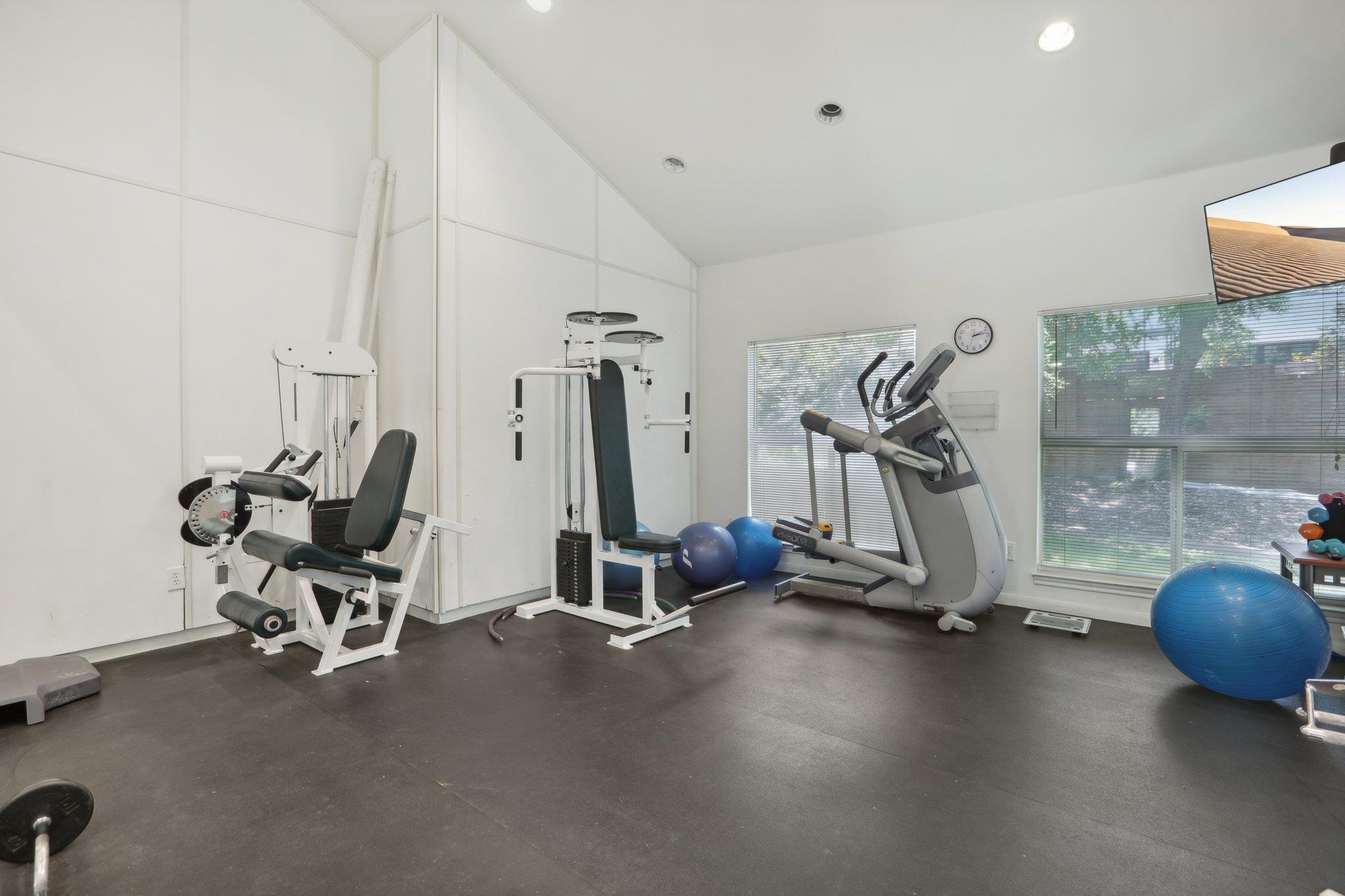 2209 Hancock DR # 3