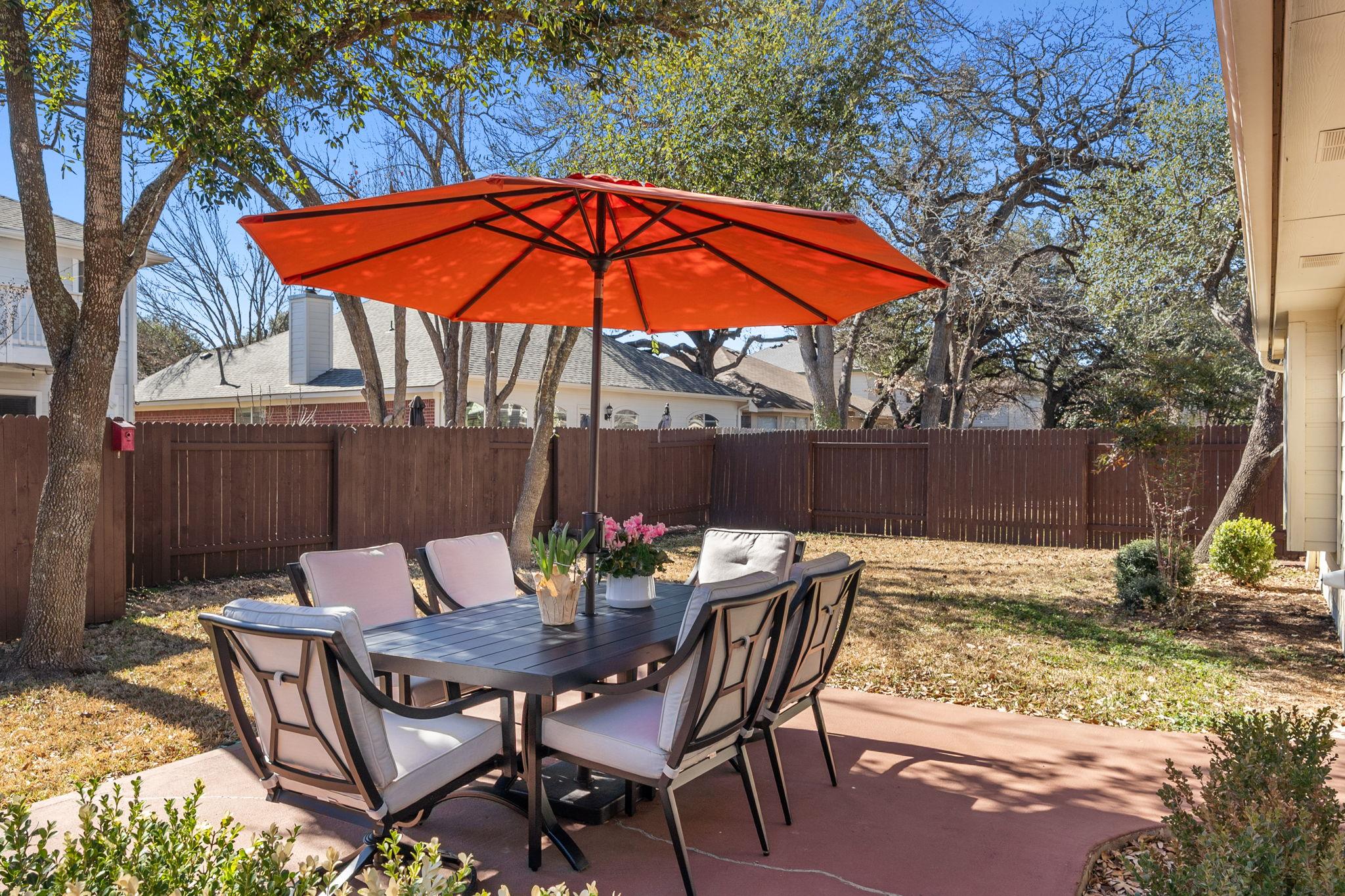 2306 Clover Ridge DR