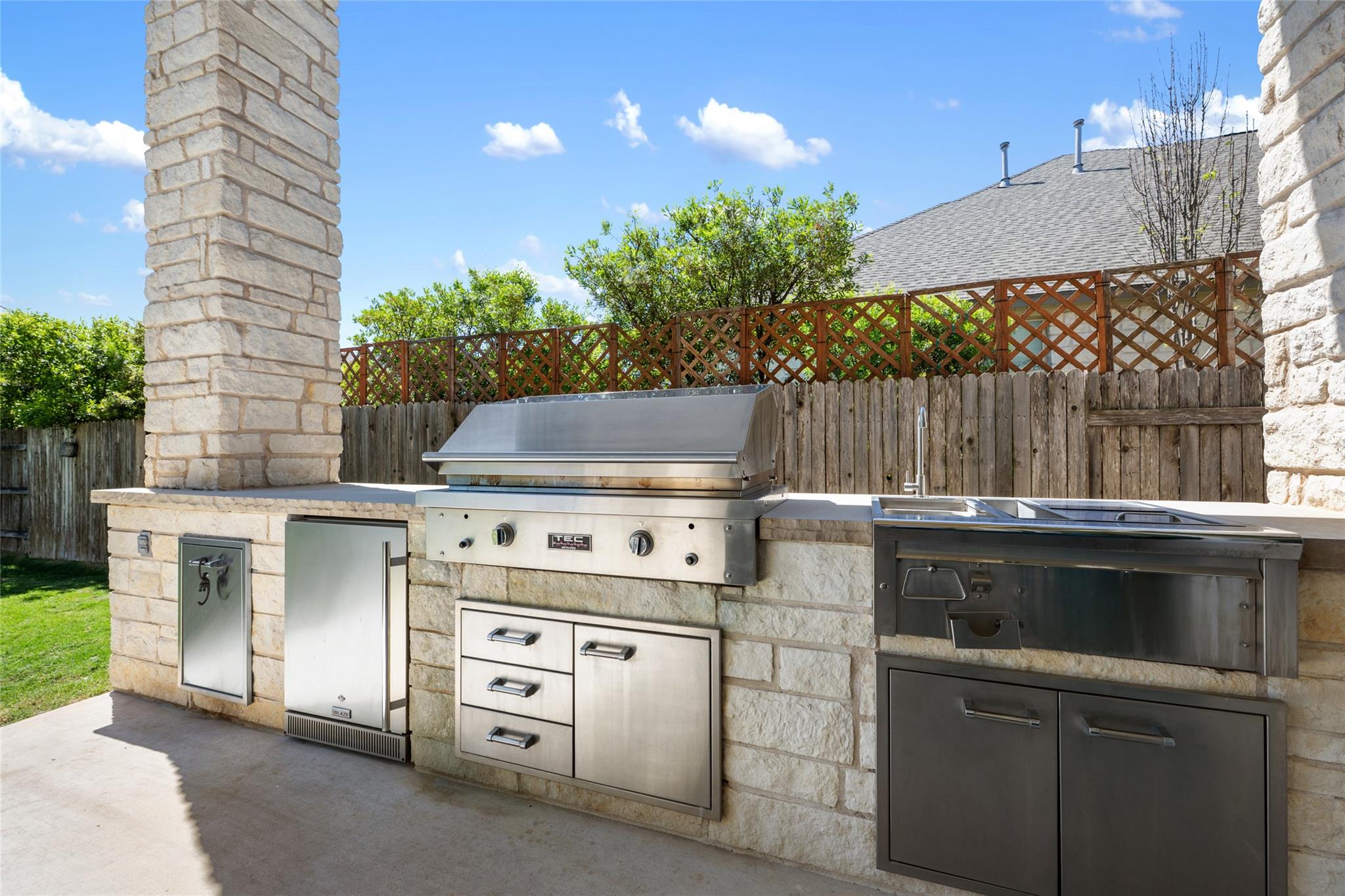 2308 Belen DR