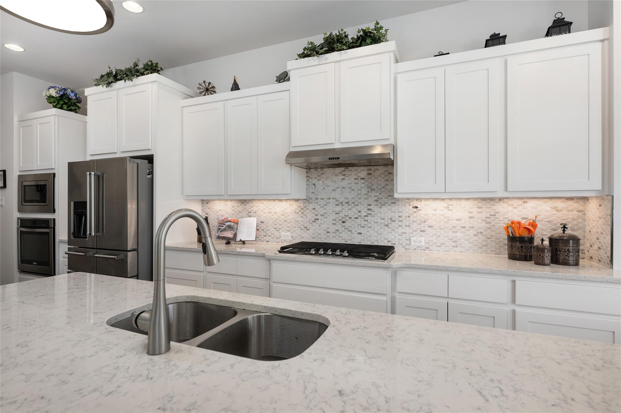 2308 Belen DR