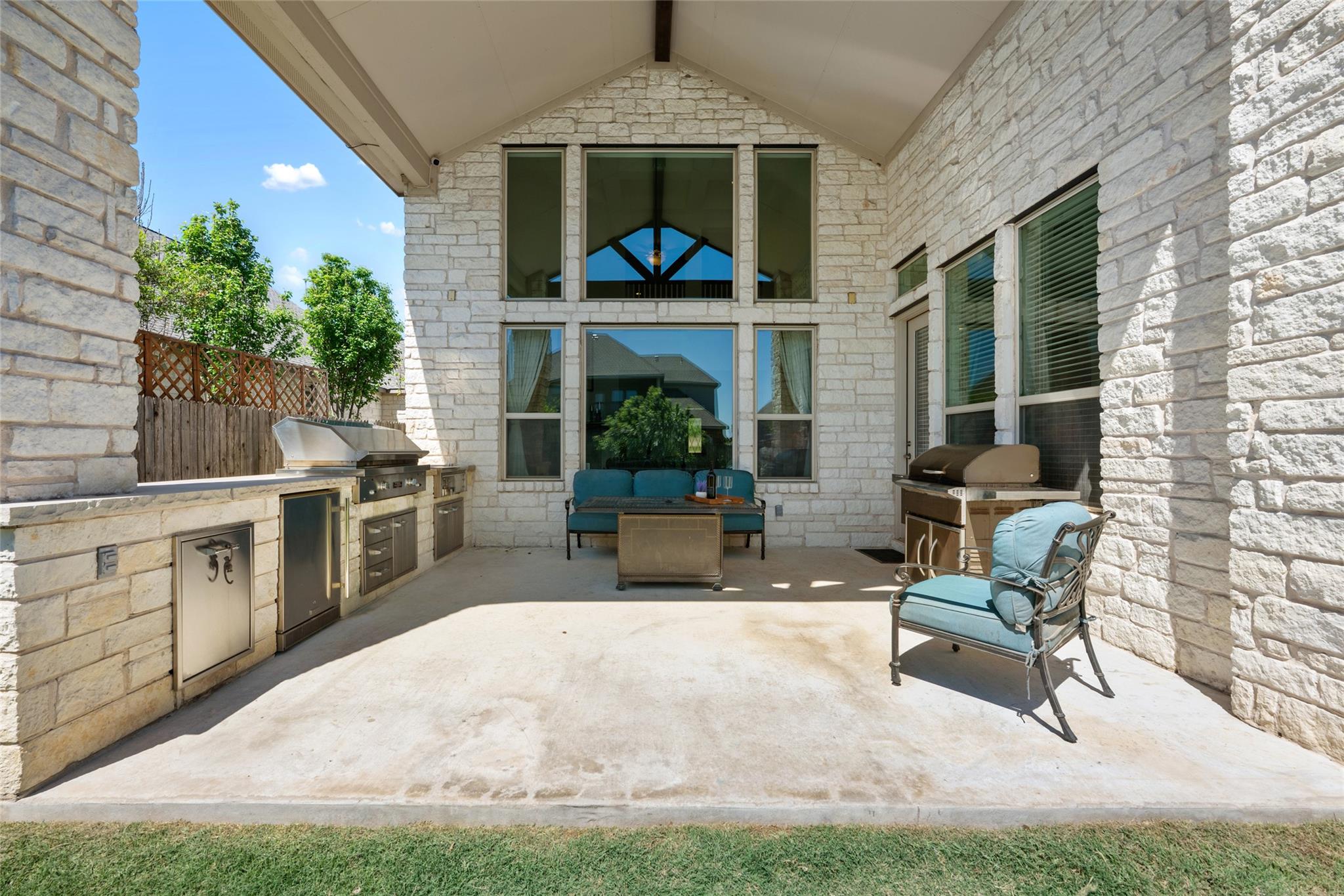 2308 Belen DR