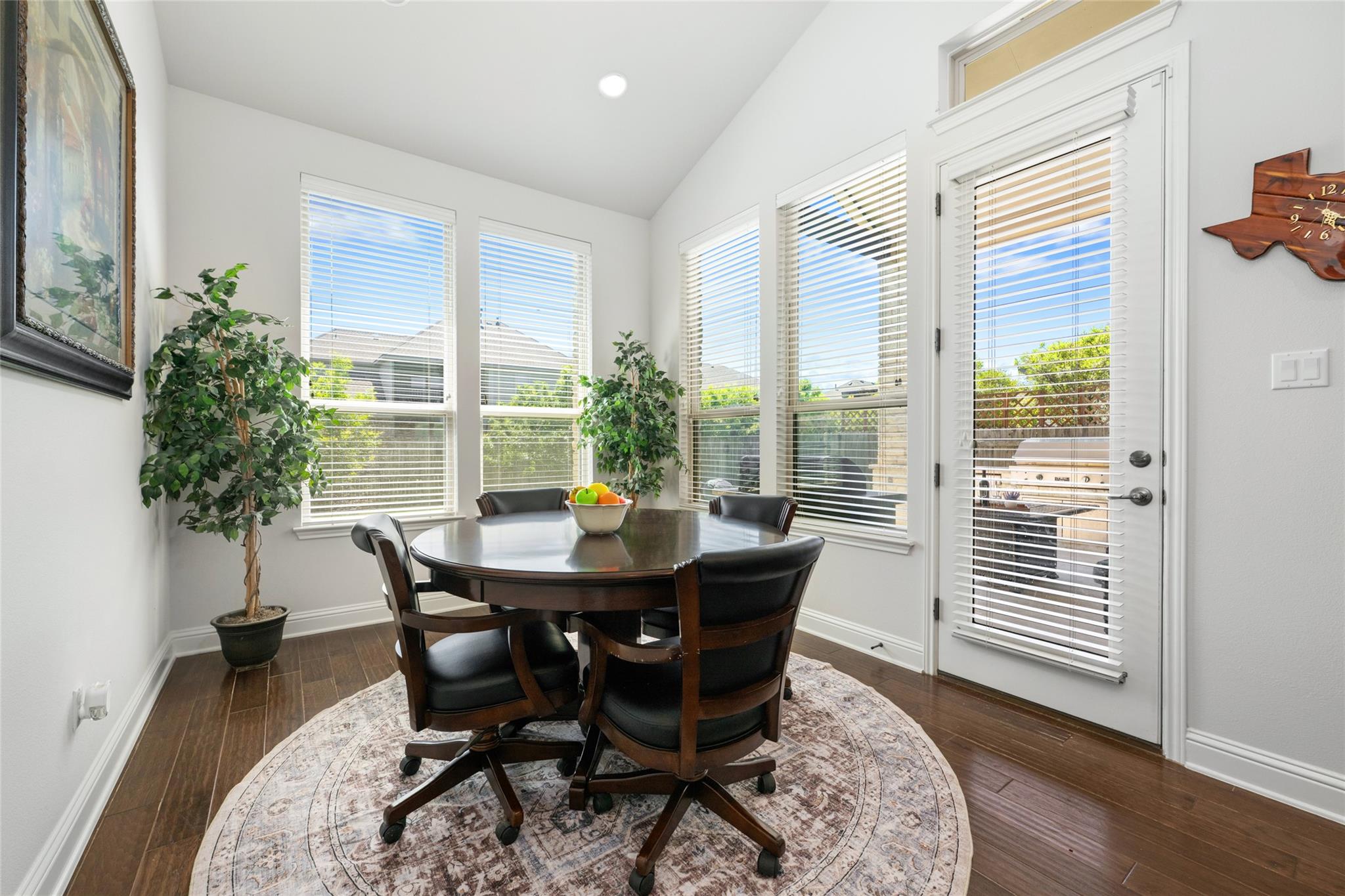 2308 Belen DR