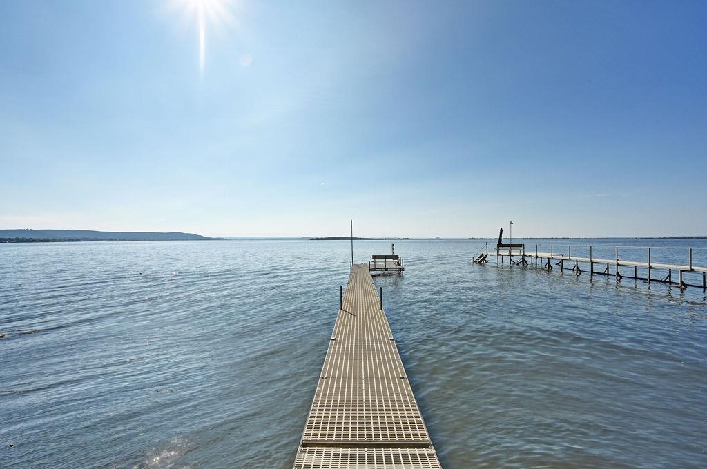 611 Lakeshore LOOP