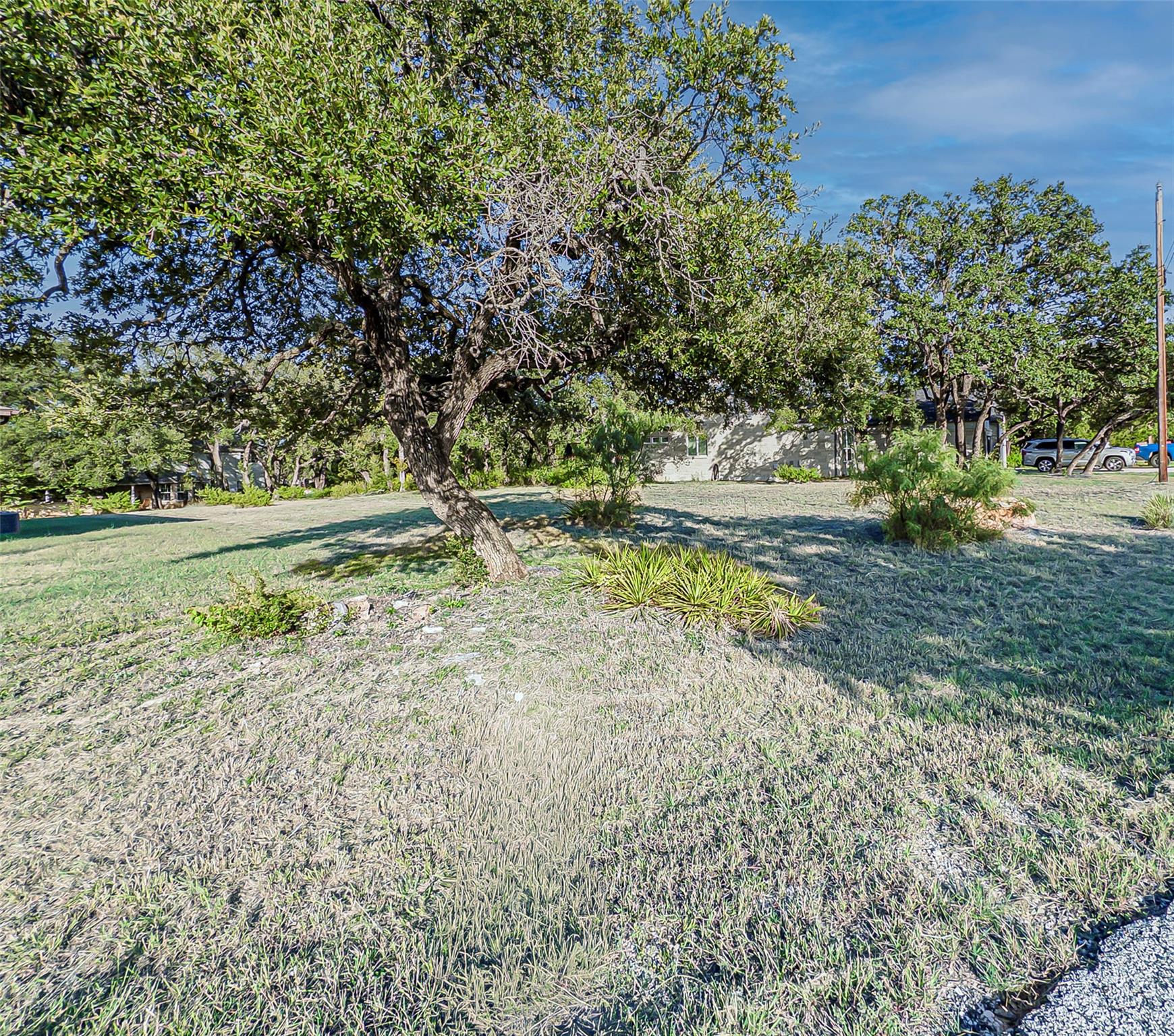 311 Bedford DR