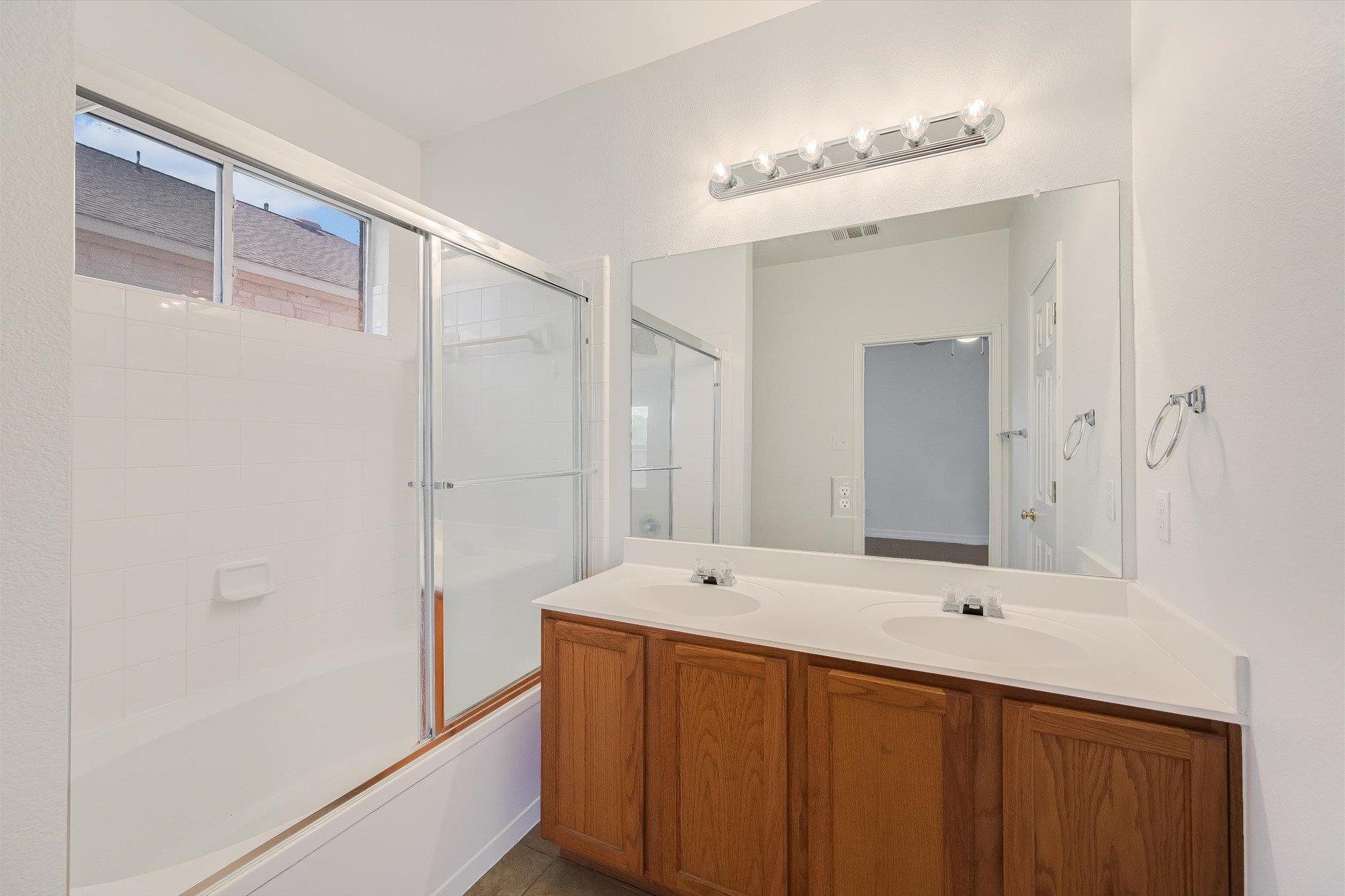 1732 Amberwood LOOP