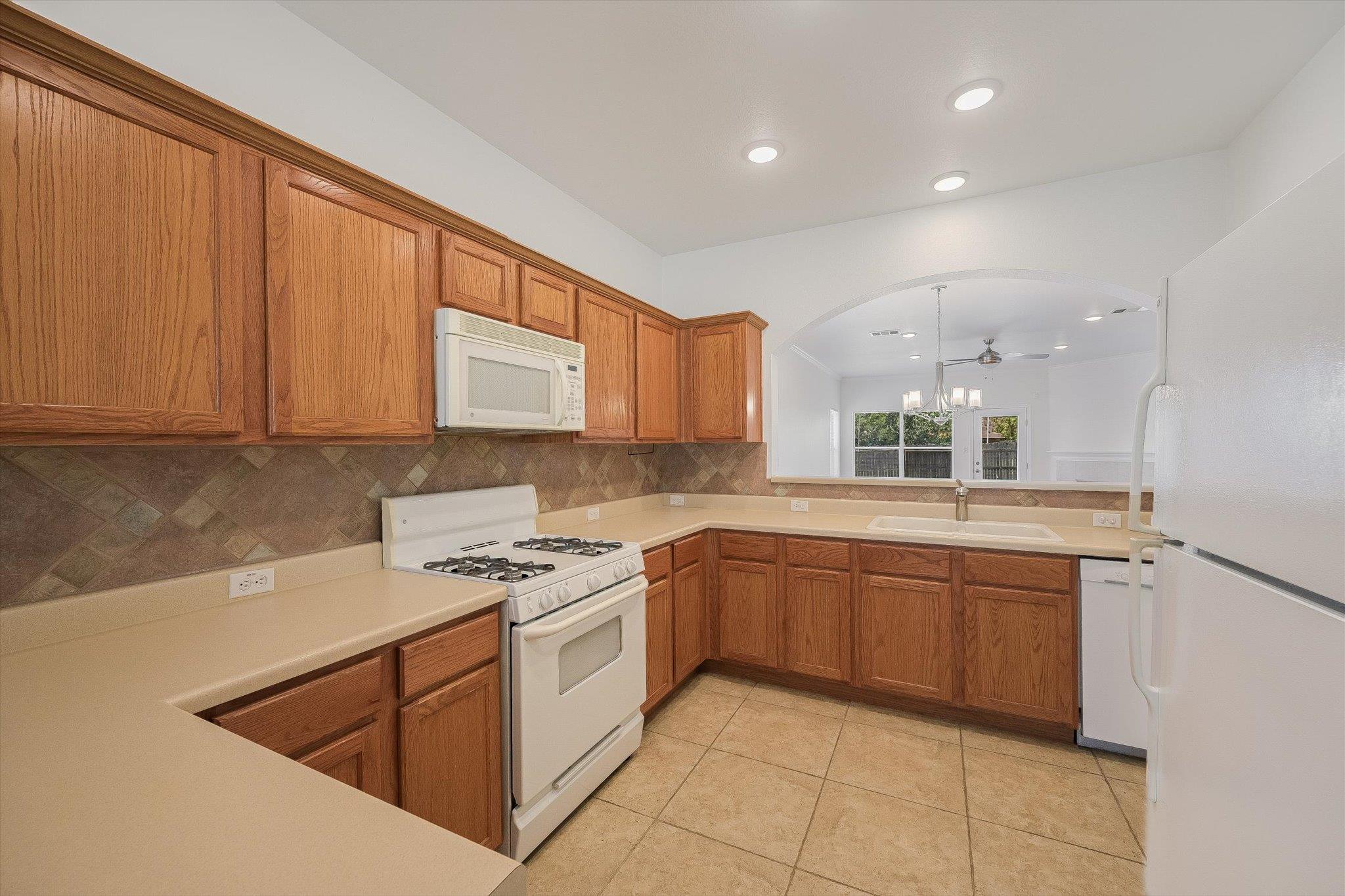 1732 Amberwood LOOP
