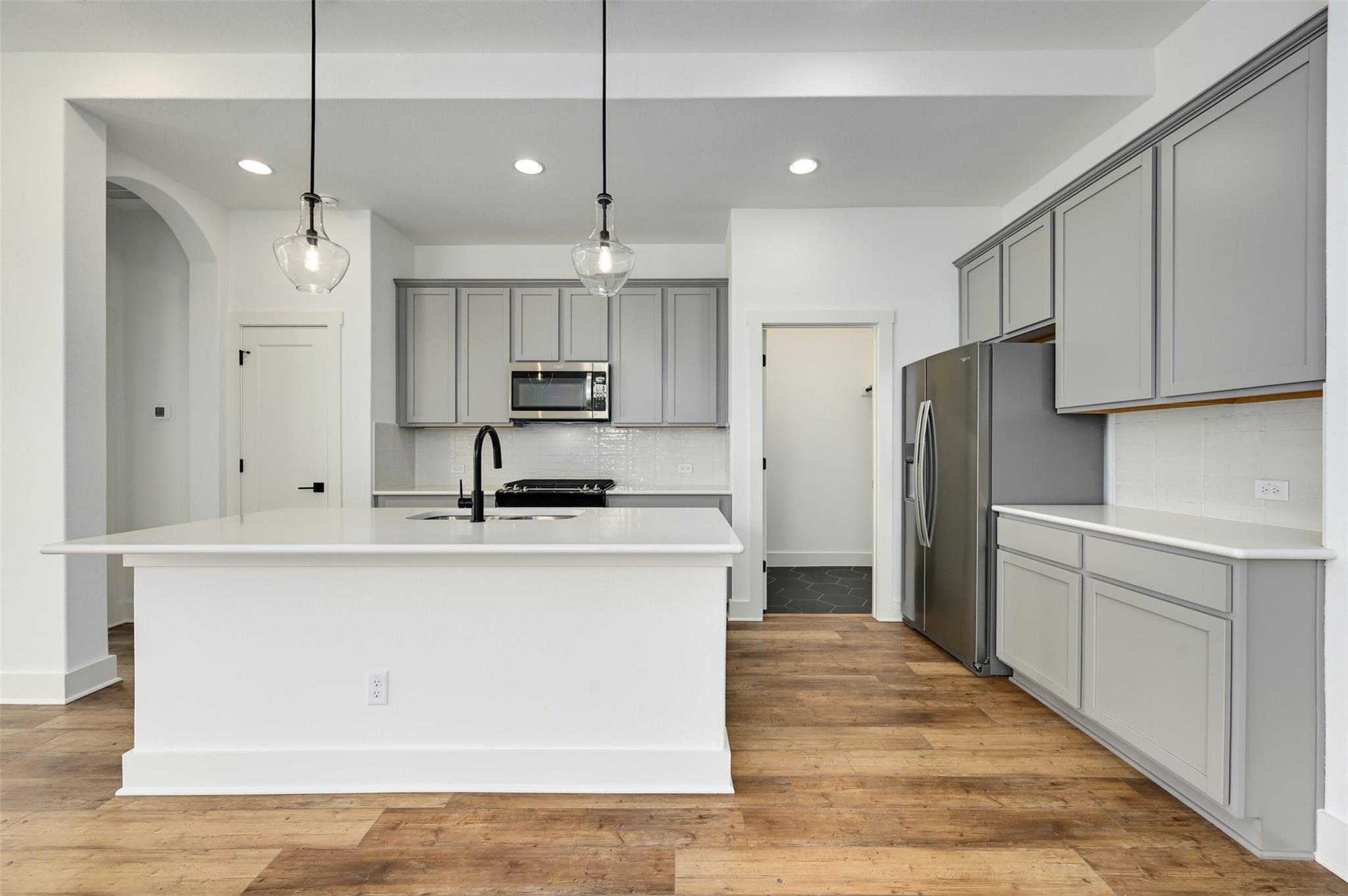 8575 Wellspring LOOP