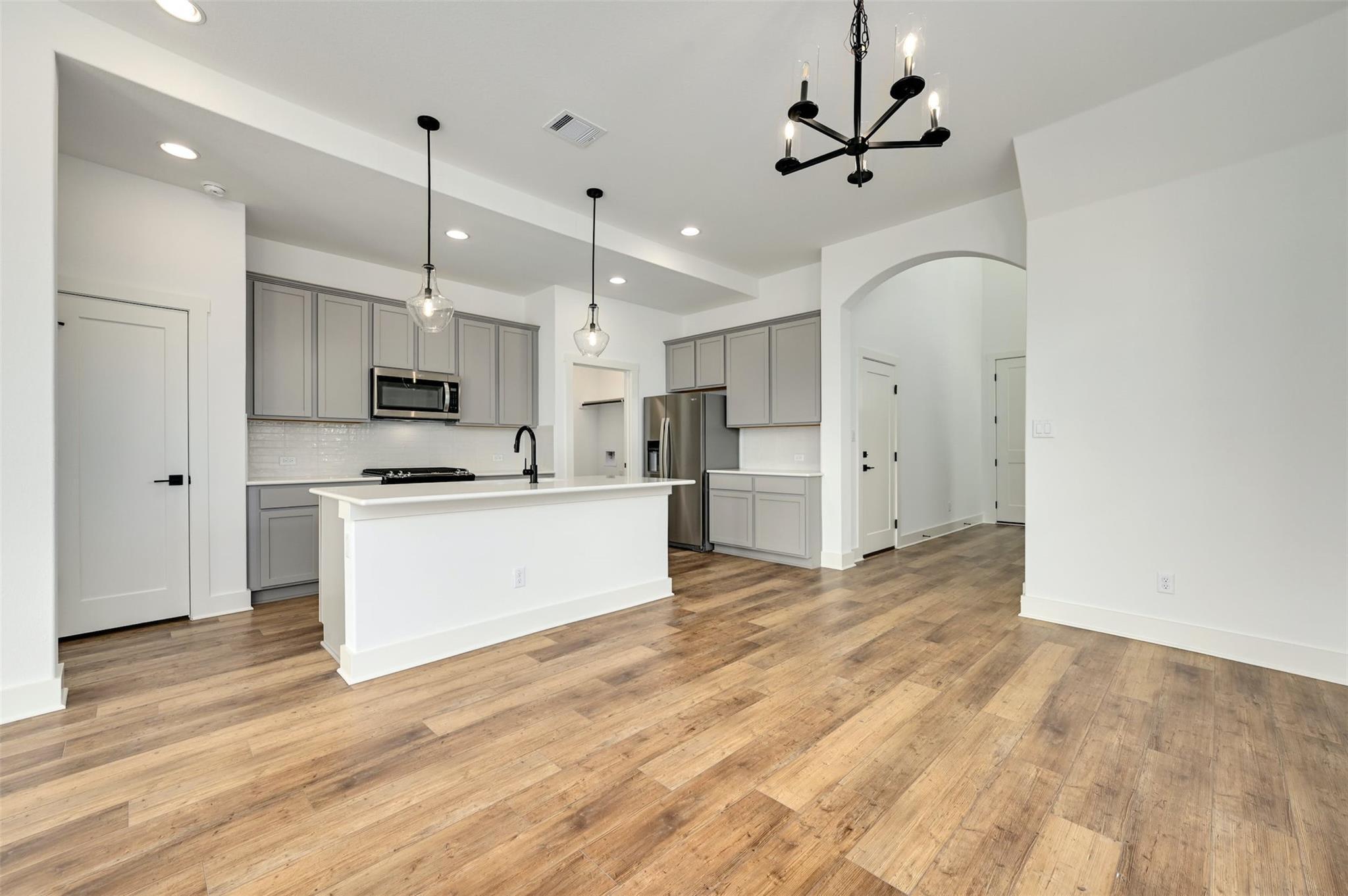 8575 Wellspring LOOP