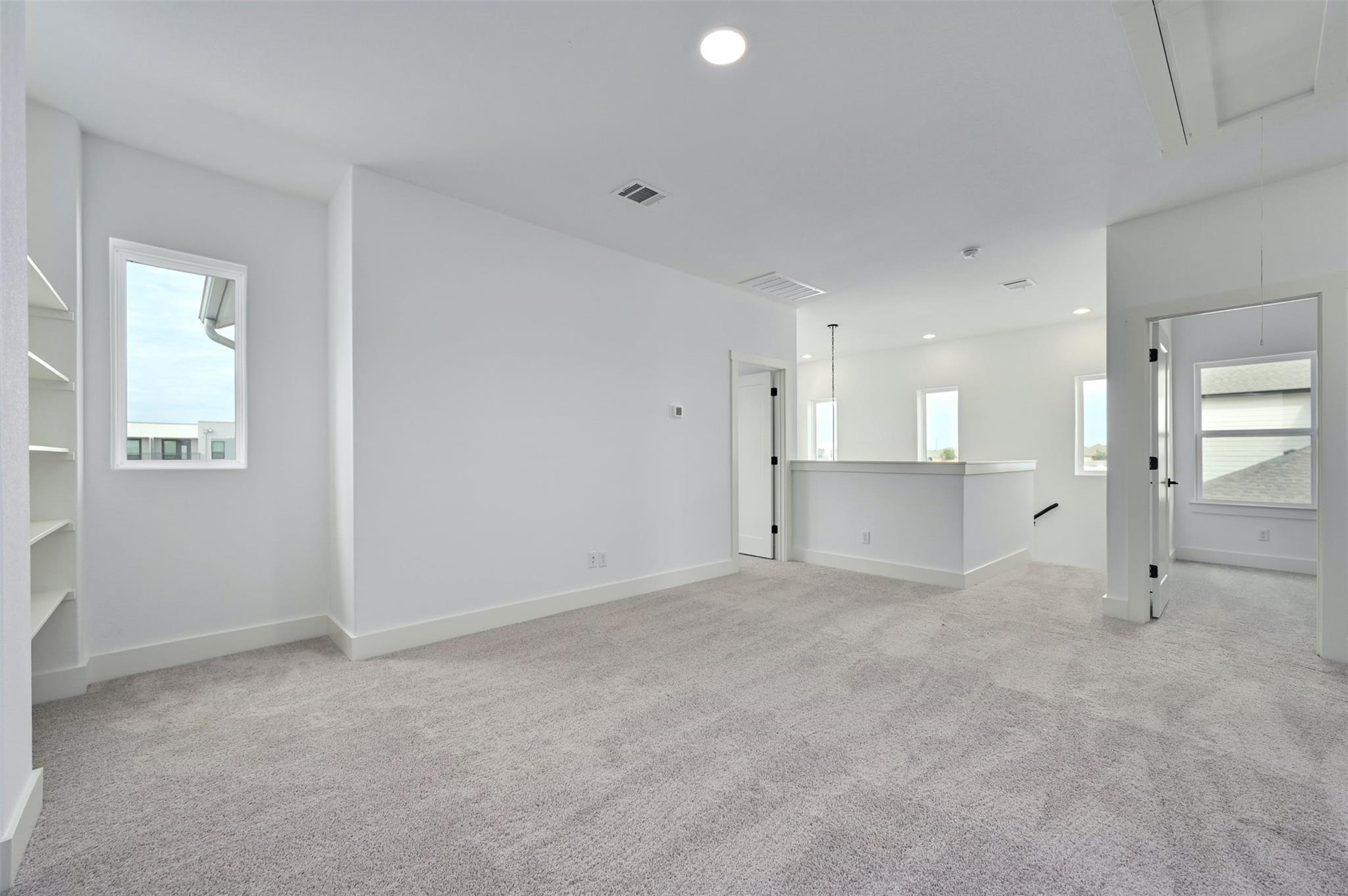 8575 Wellspring LOOP