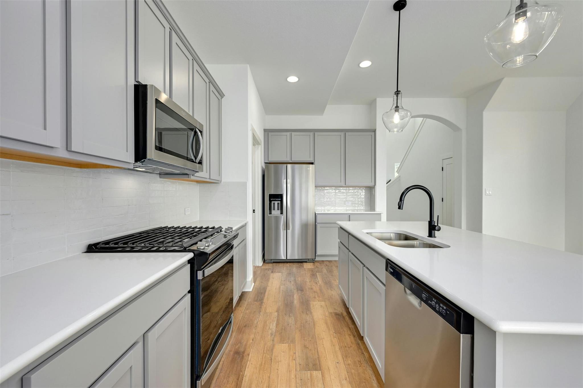 8575 Wellspring LOOP