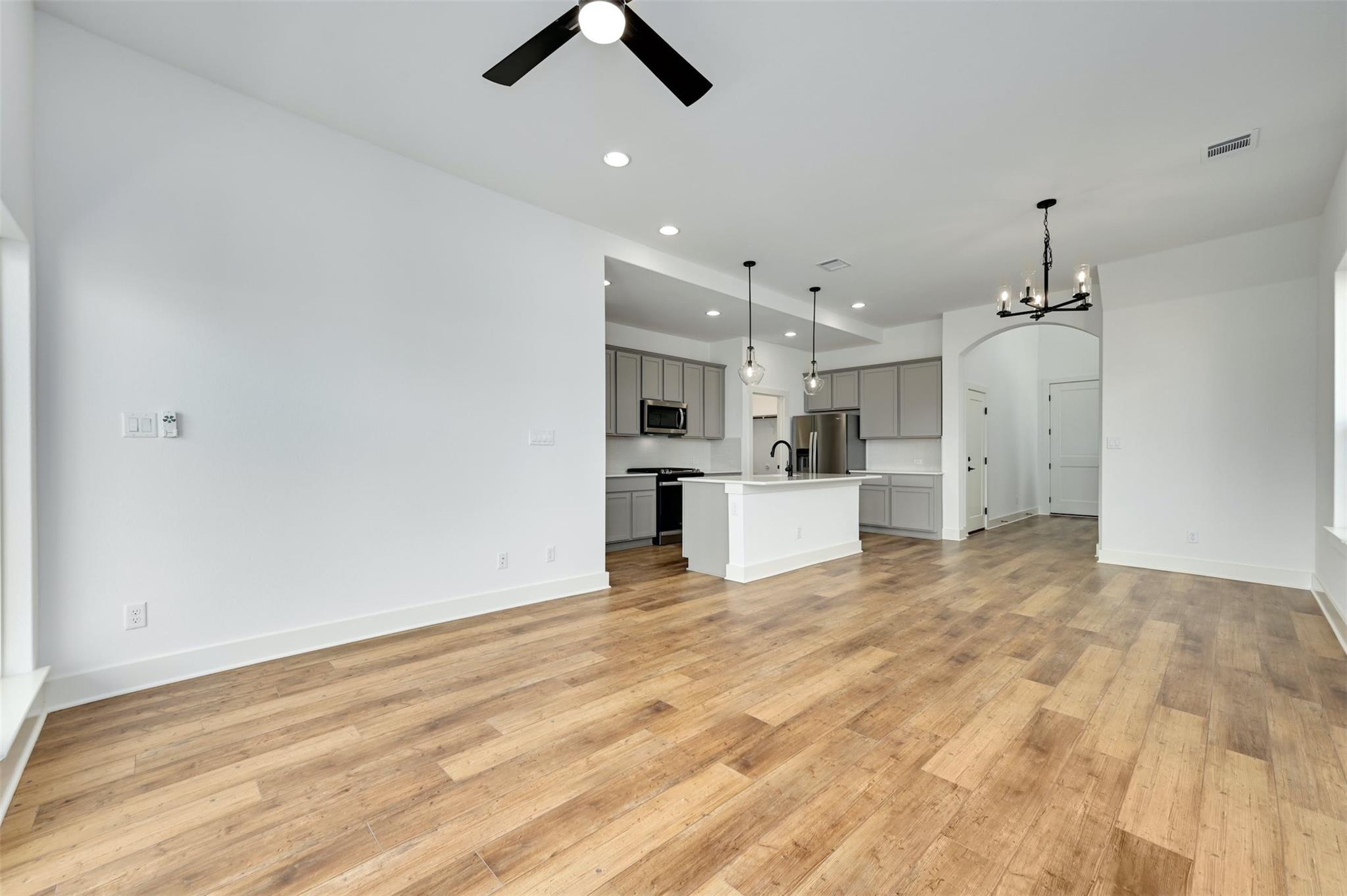 8575 Wellspring LOOP