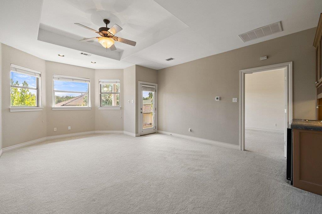 5 Tiburon CT