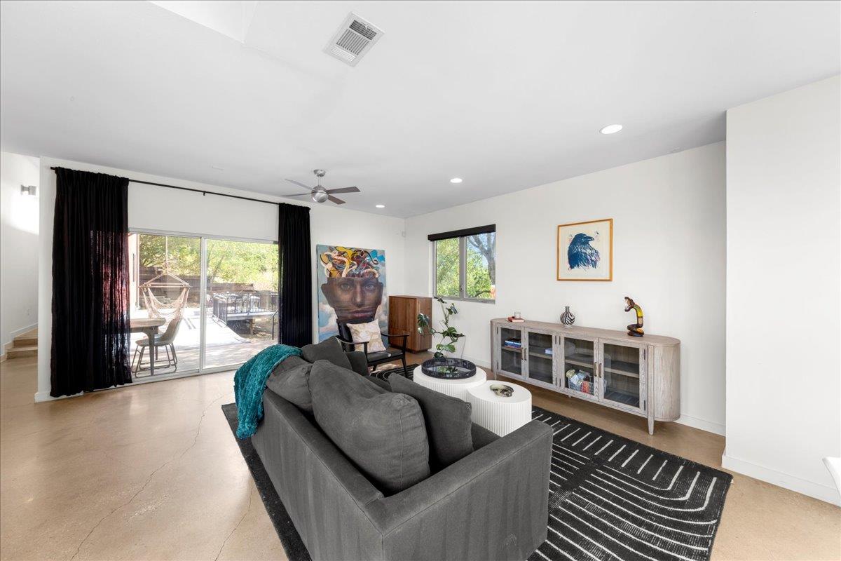 5301 Sendero Hills PKWY