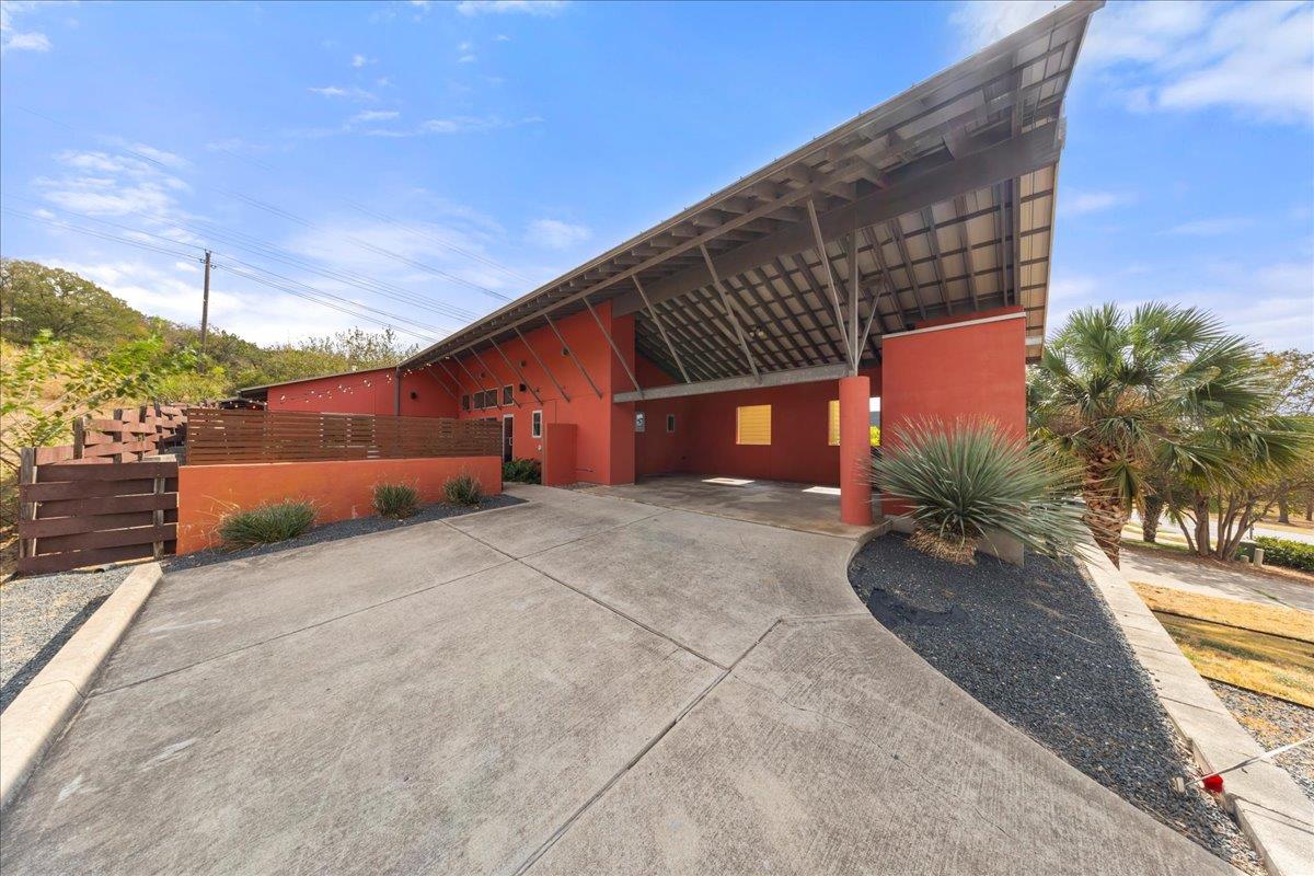 5301 Sendero Hills PKWY