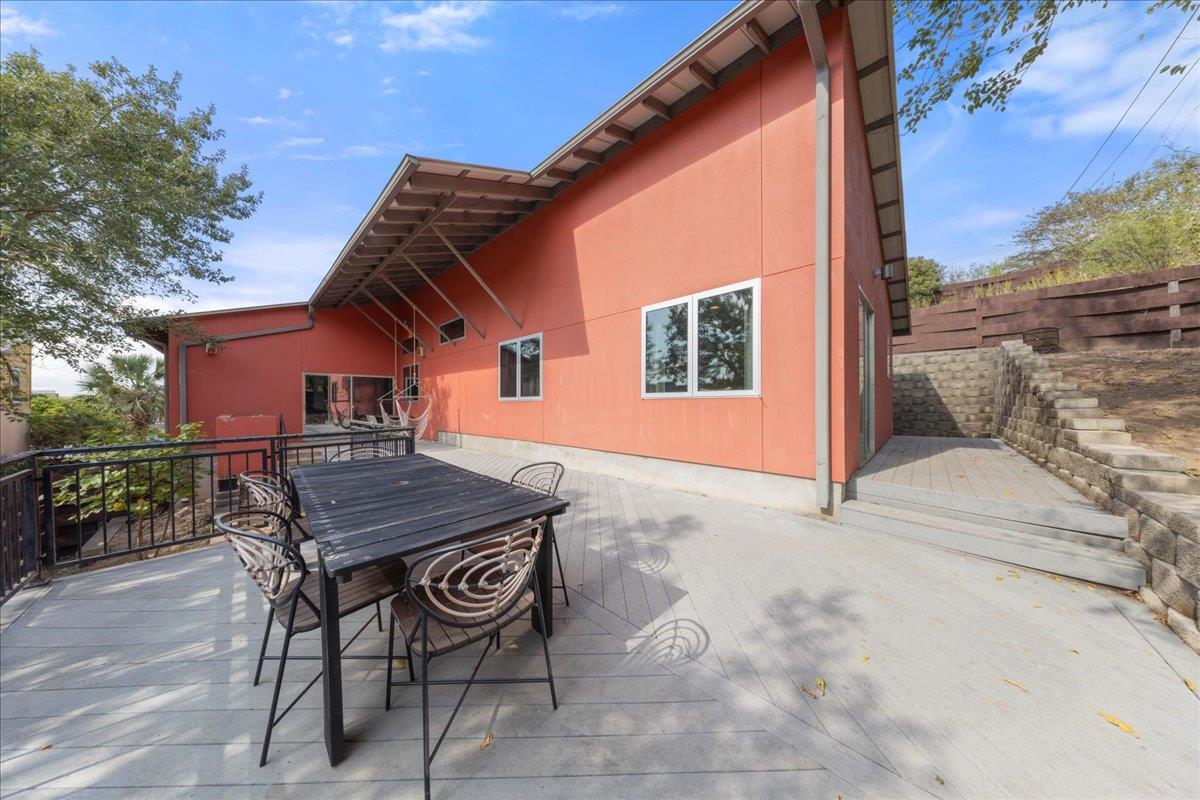 5301 Sendero Hills PKWY