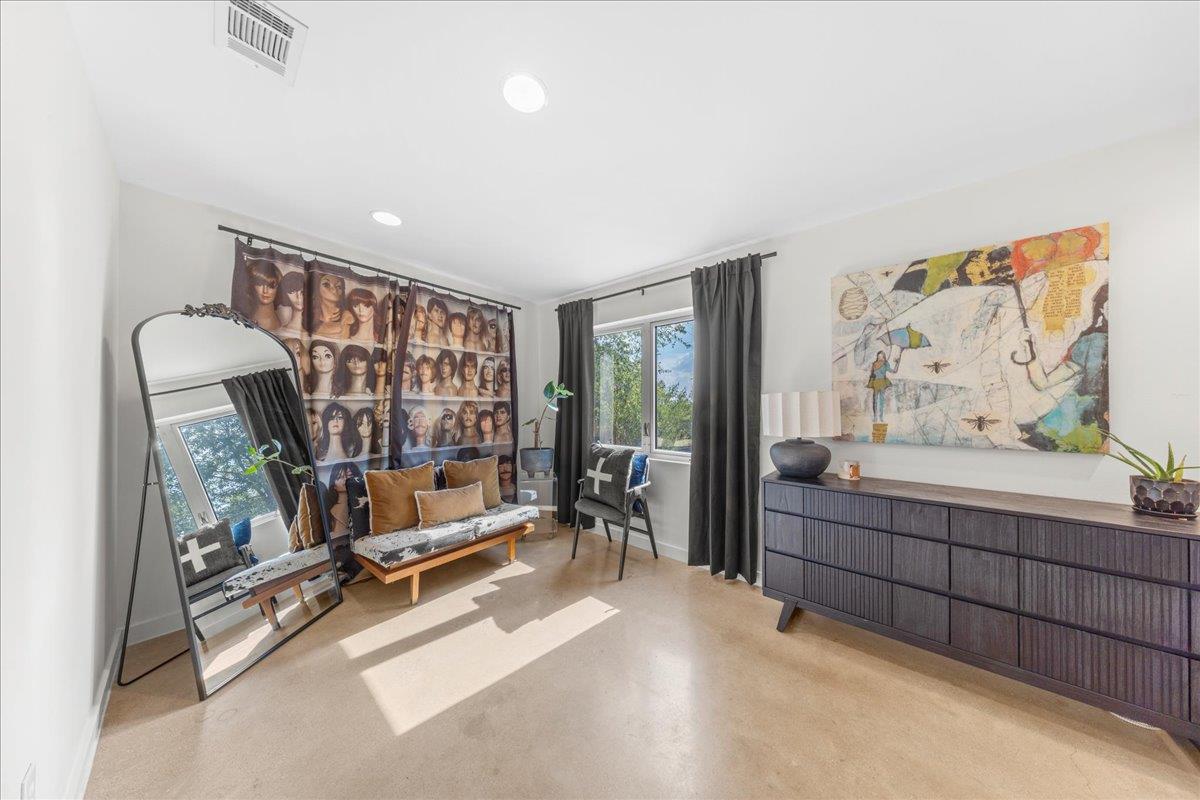 5301 Sendero Hills PKWY