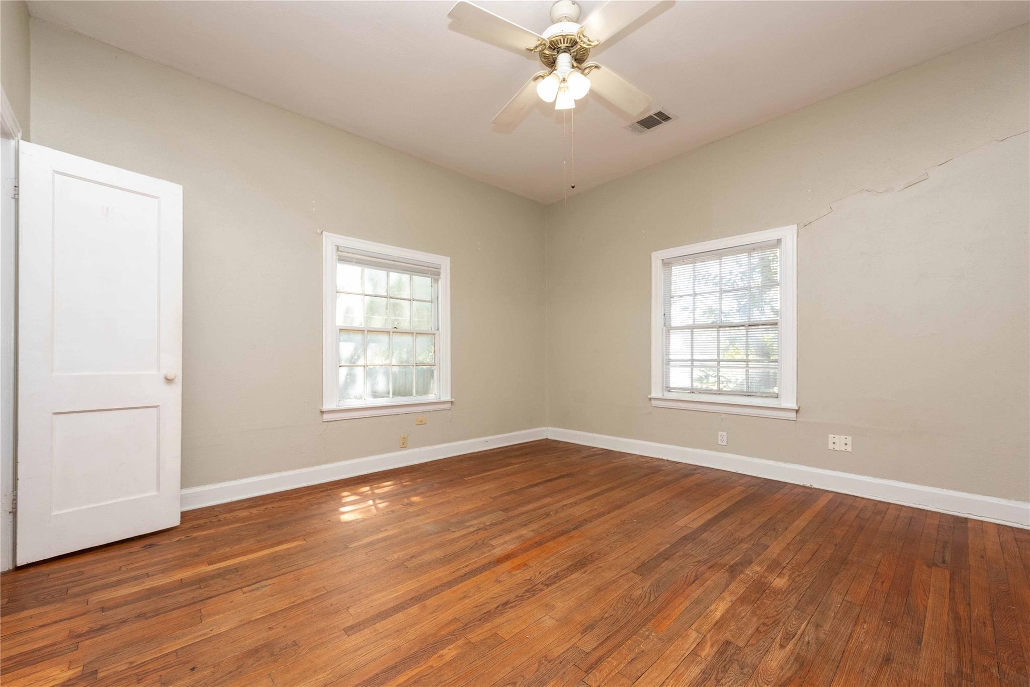 218 W 51st Street ST
