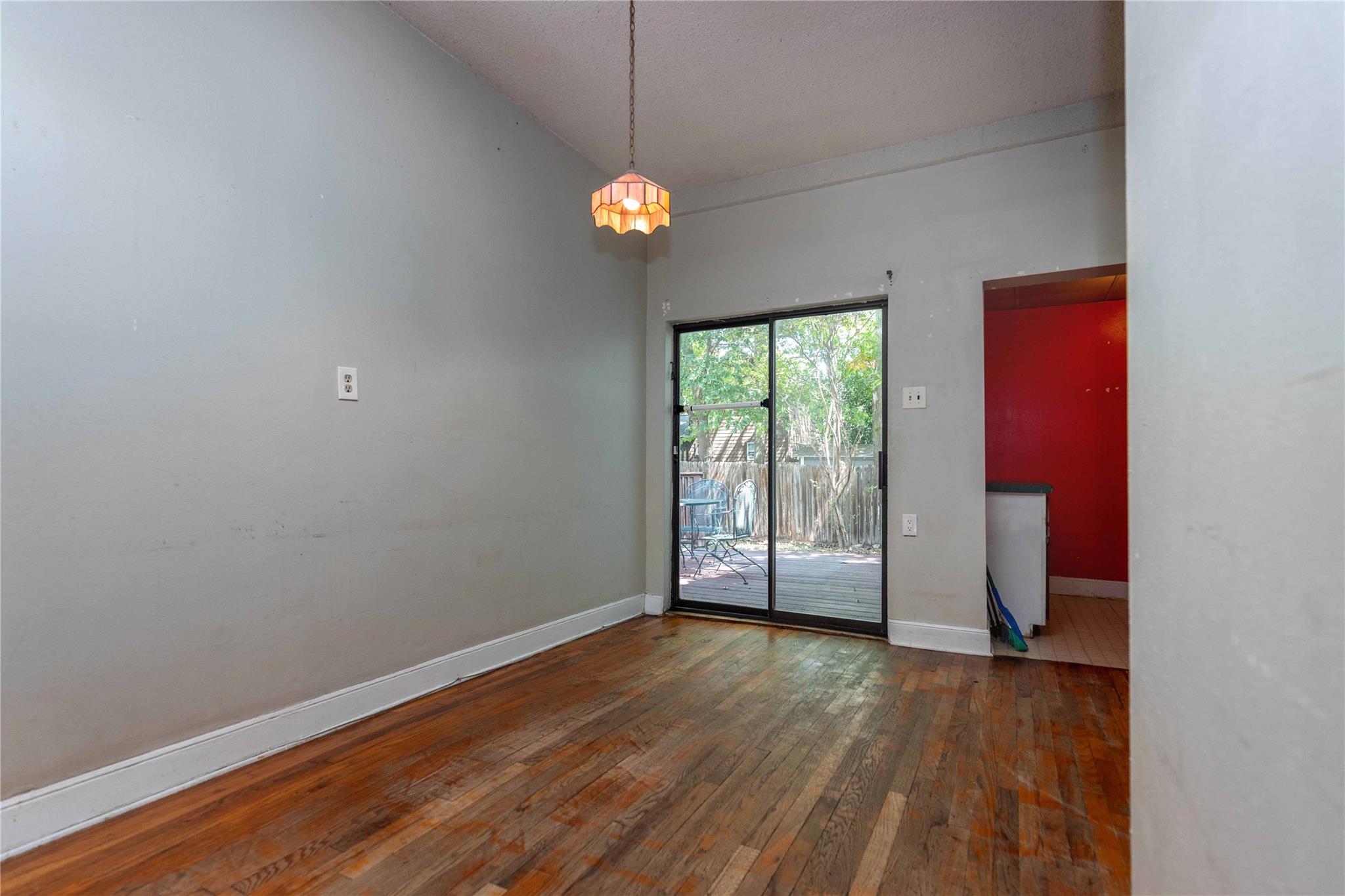 218 W 51st Street ST