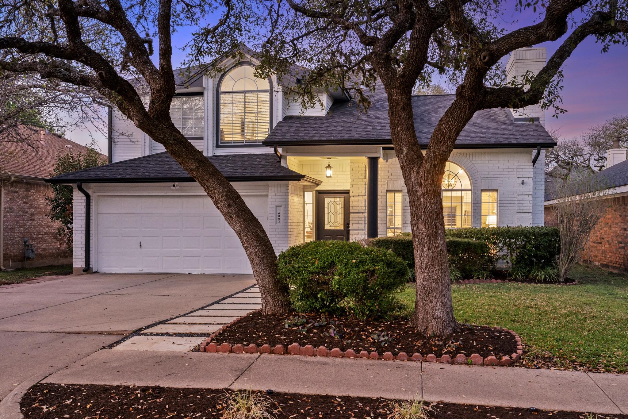 4802 Alta Loma DR