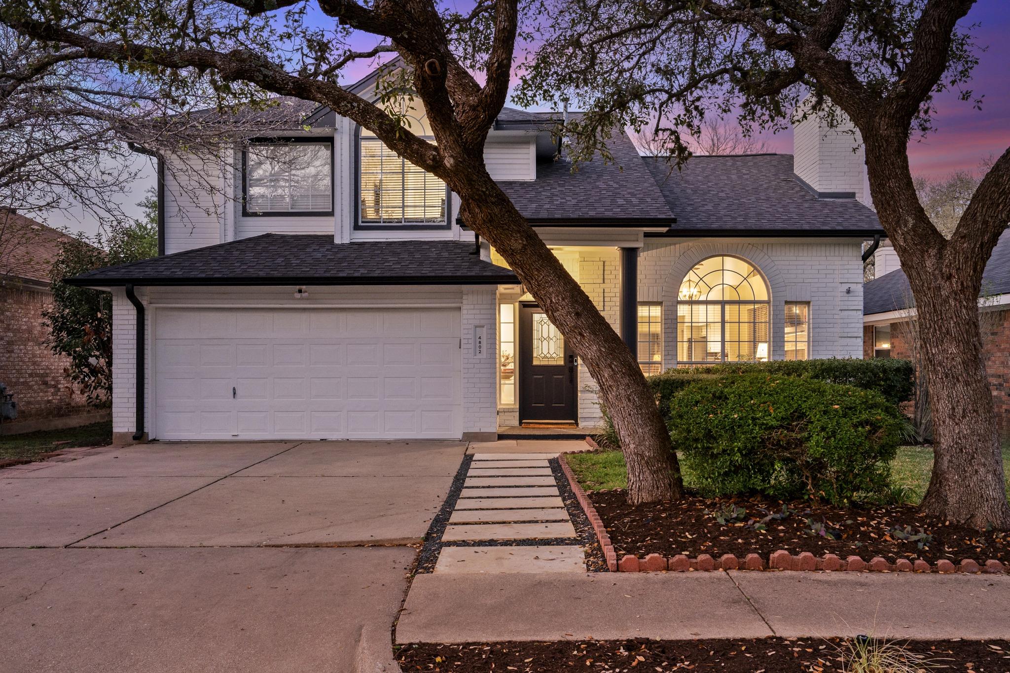 4802 Alta Loma DR