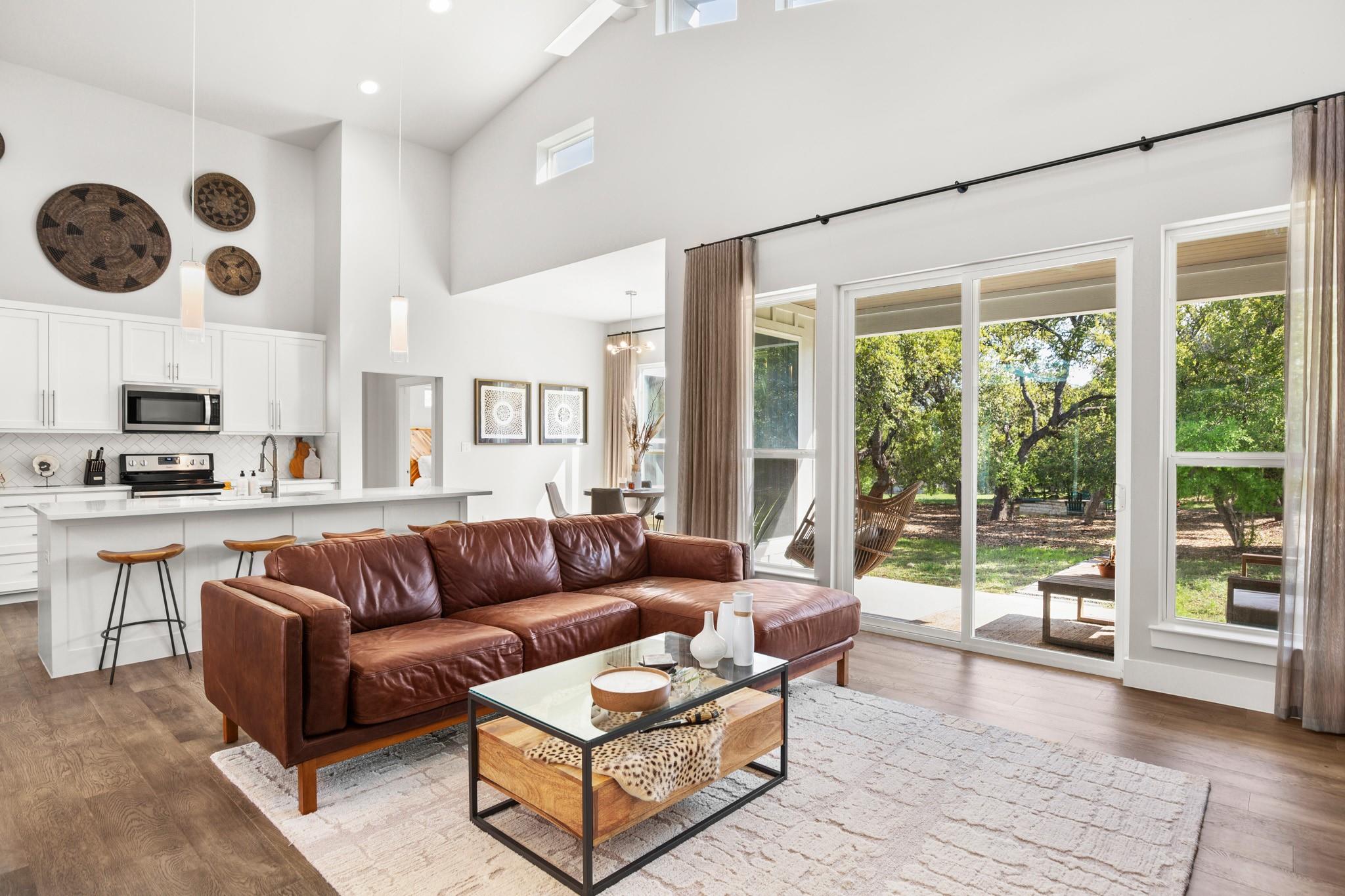 307 Bedford DR