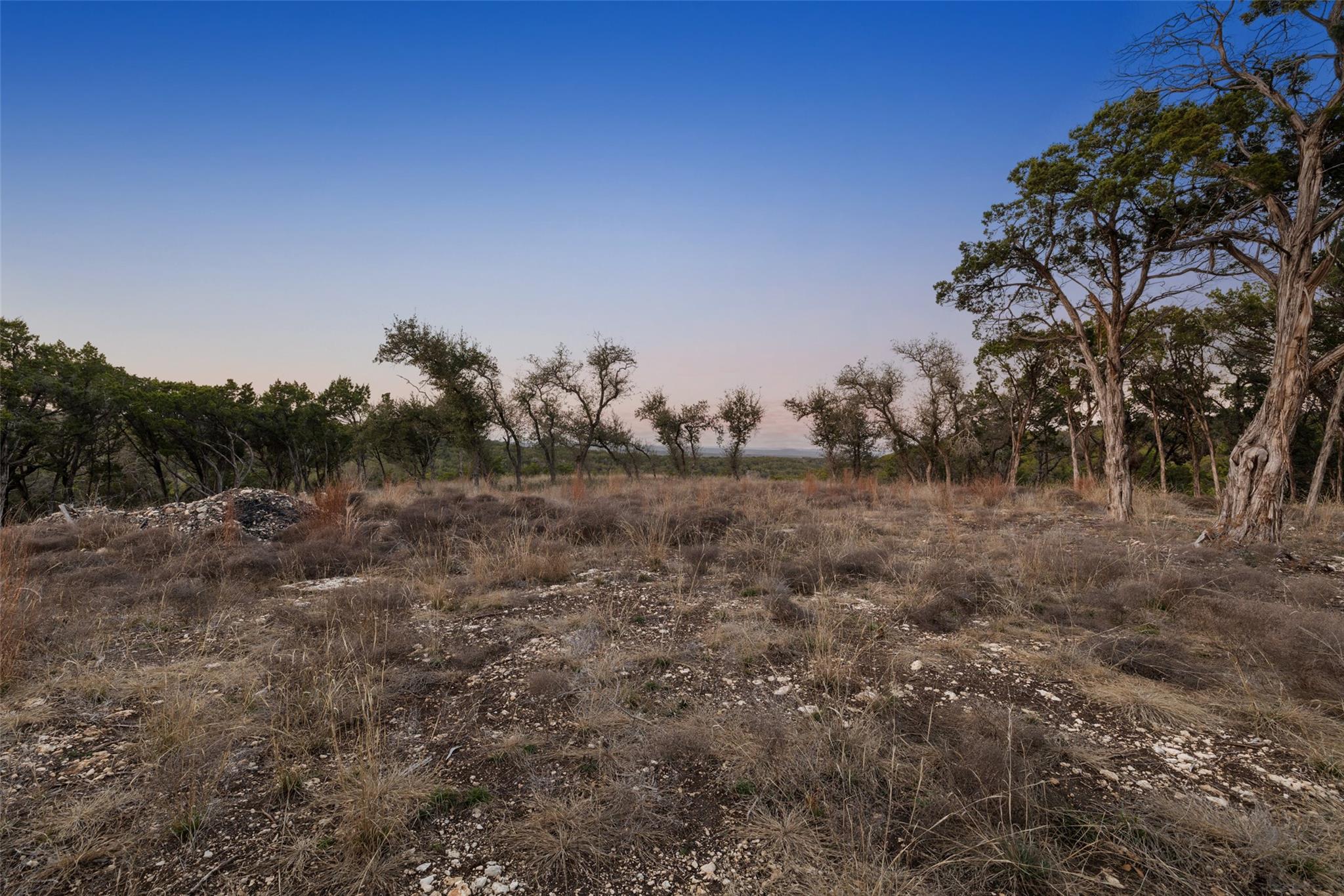 5946 Grotto Creek CT