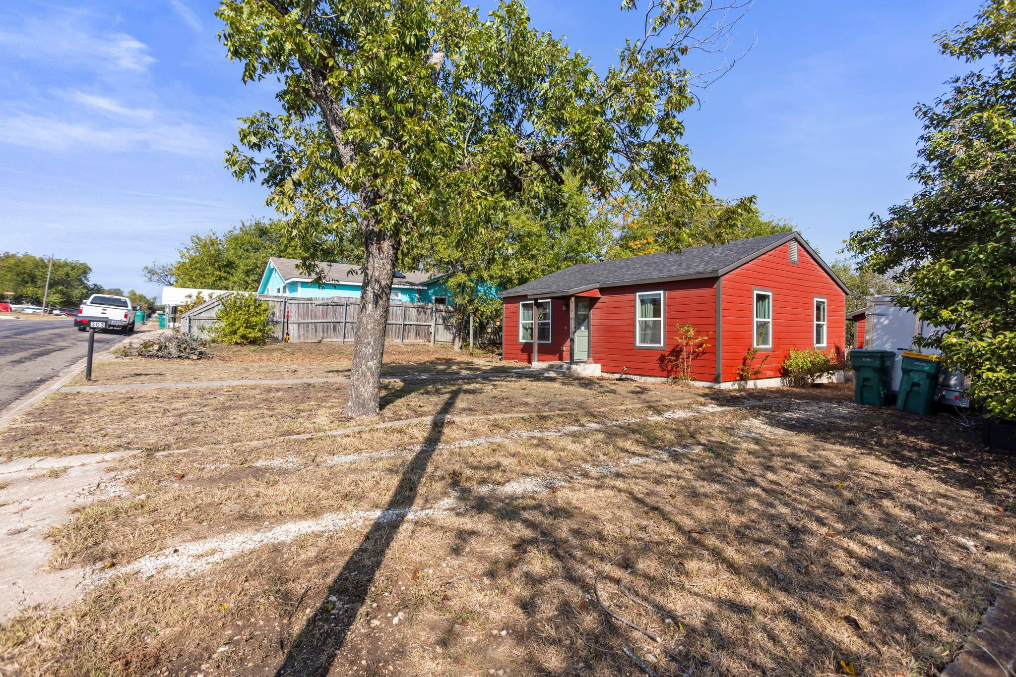 303 W Avenue I Ave, Belton