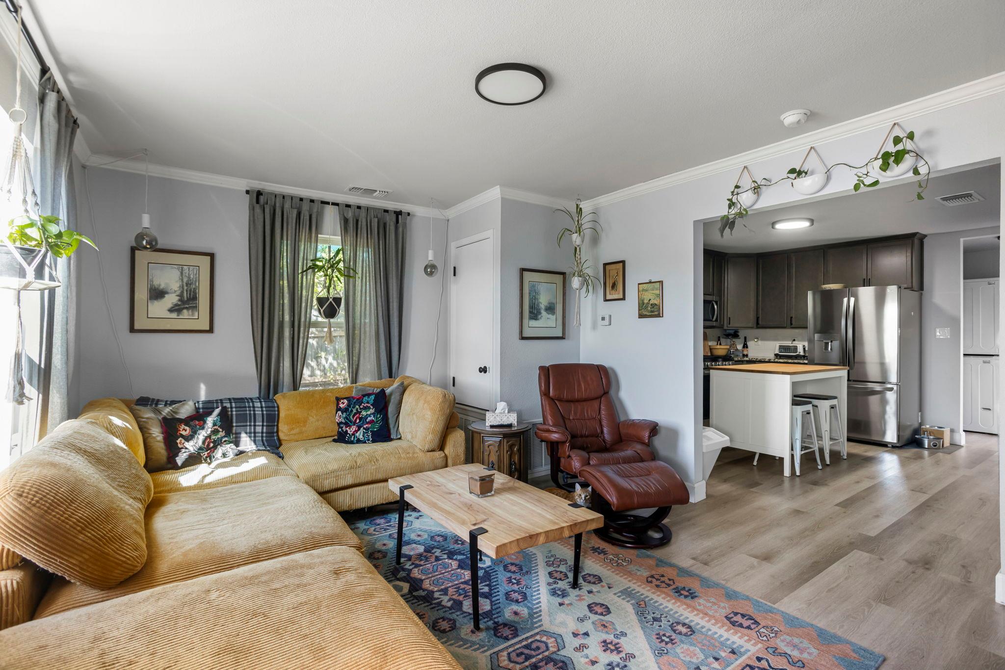 303 W Avenue I Ave, Belton