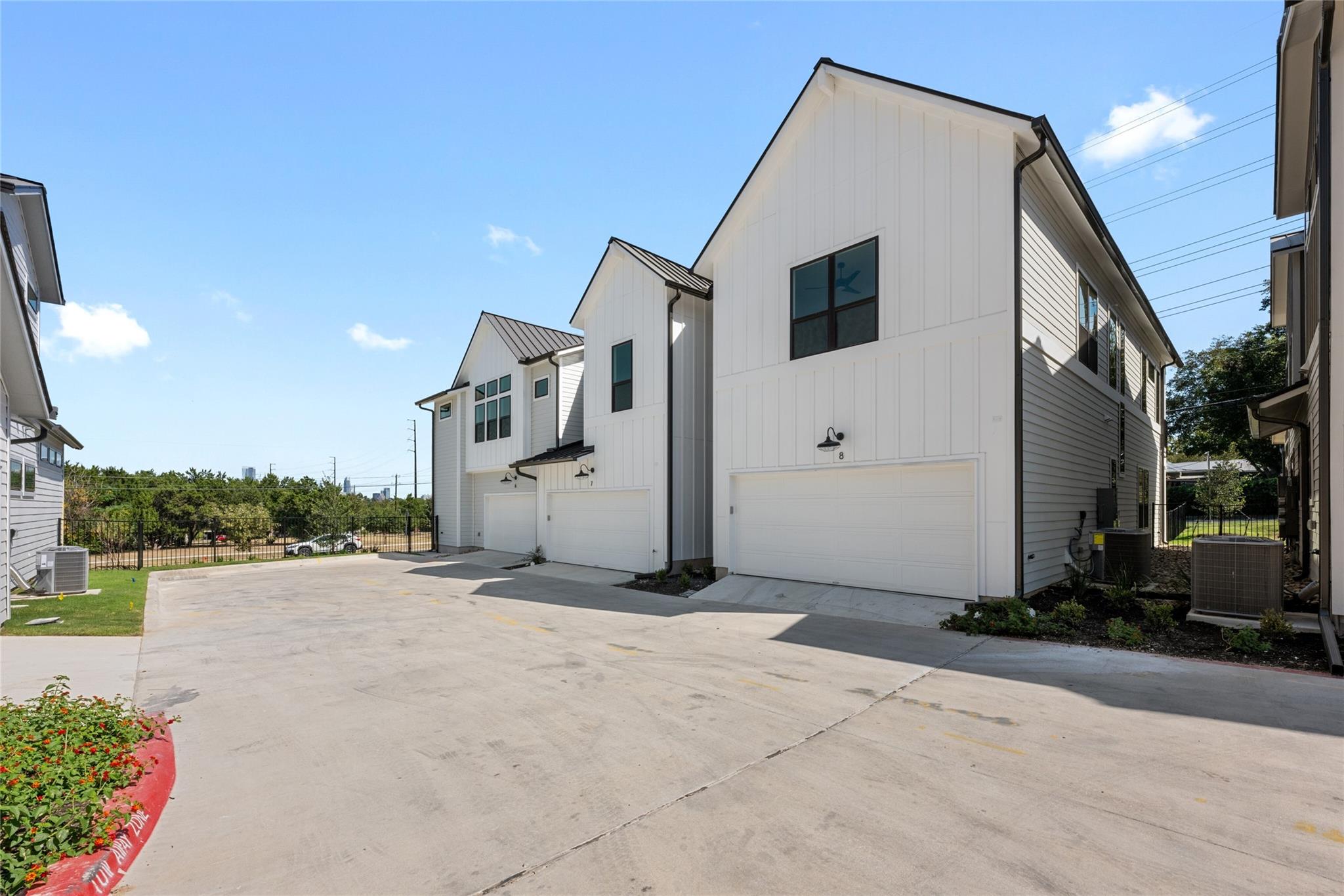 2707 Dulce LN # 7