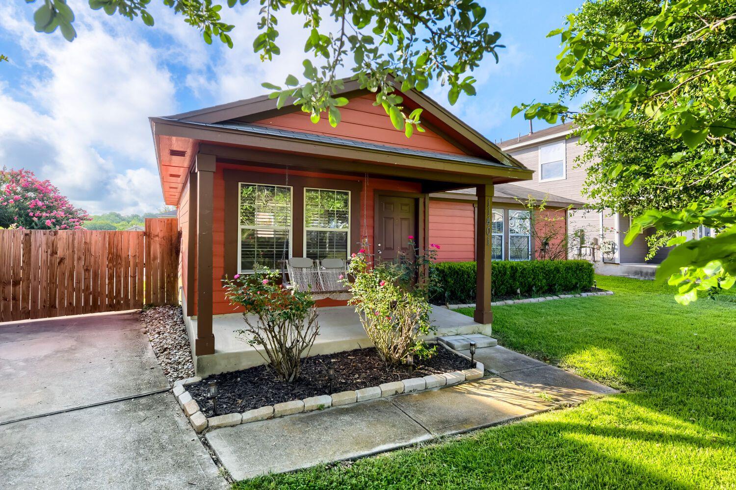 11401 Briarcreek LOOP