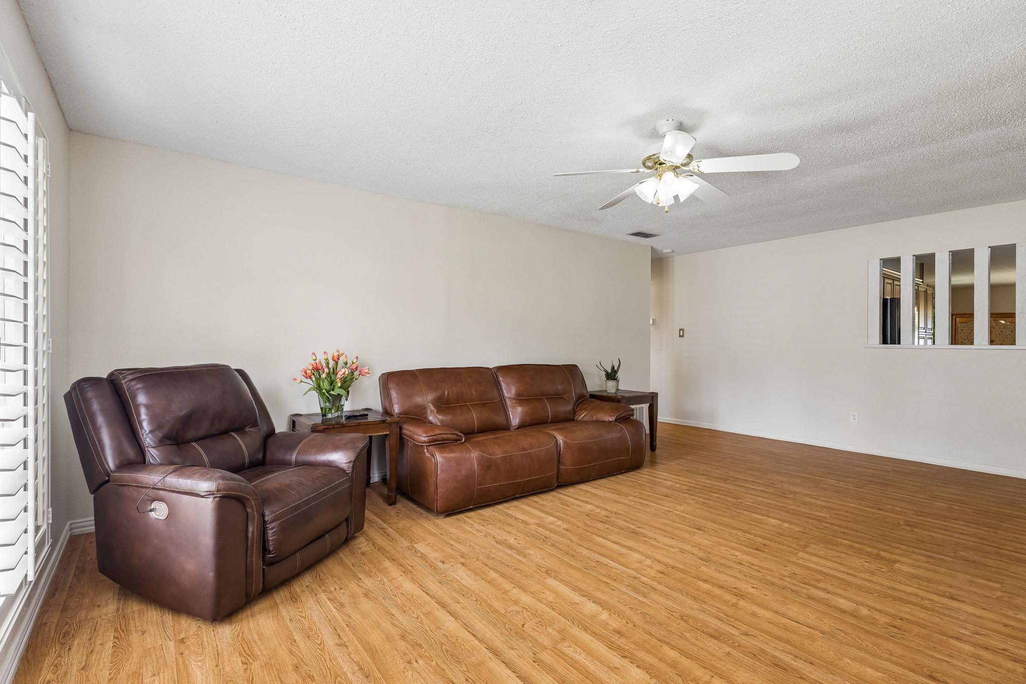 1508 Glen Burnie DR