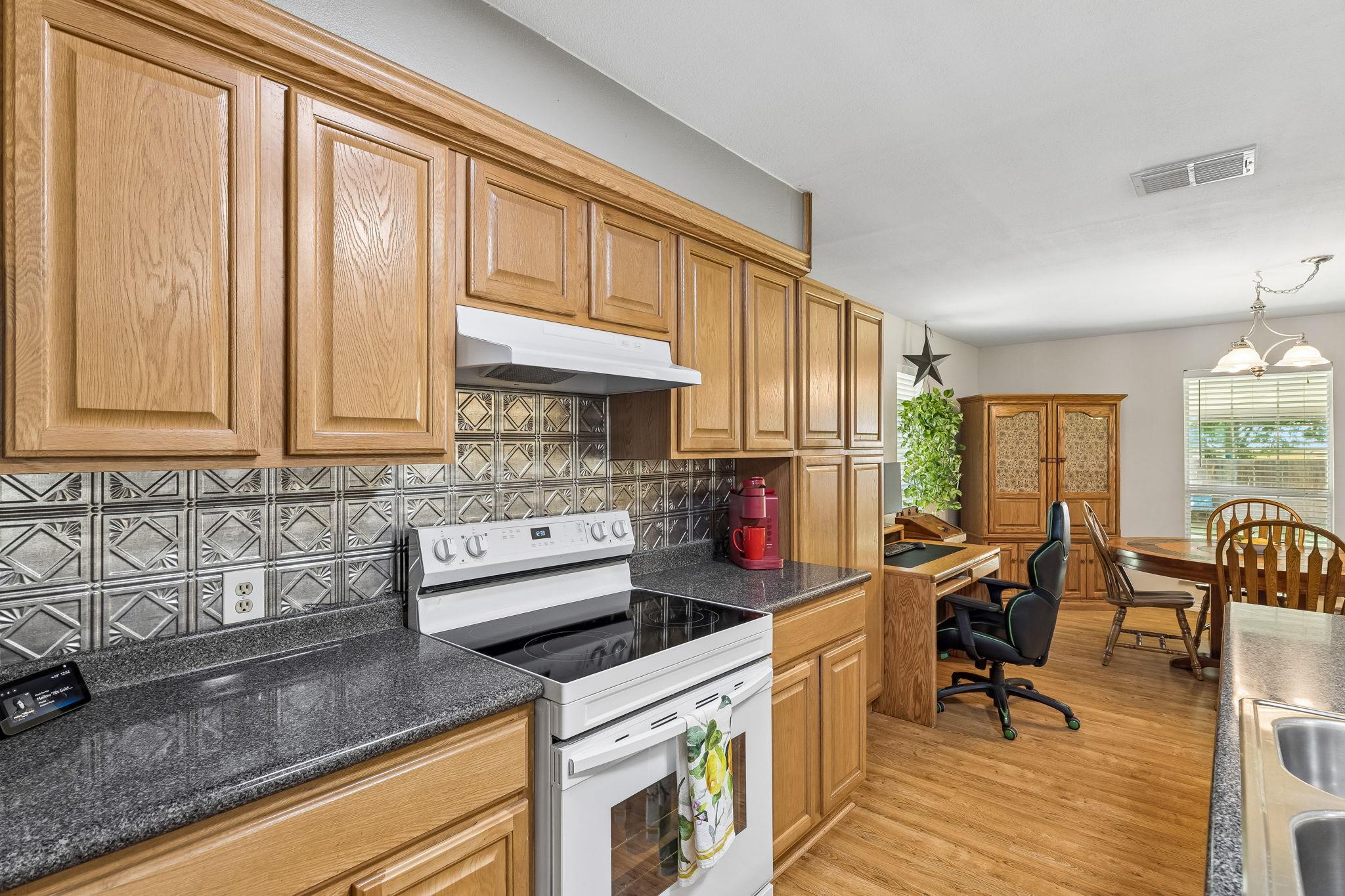 1508 Glen Burnie DR