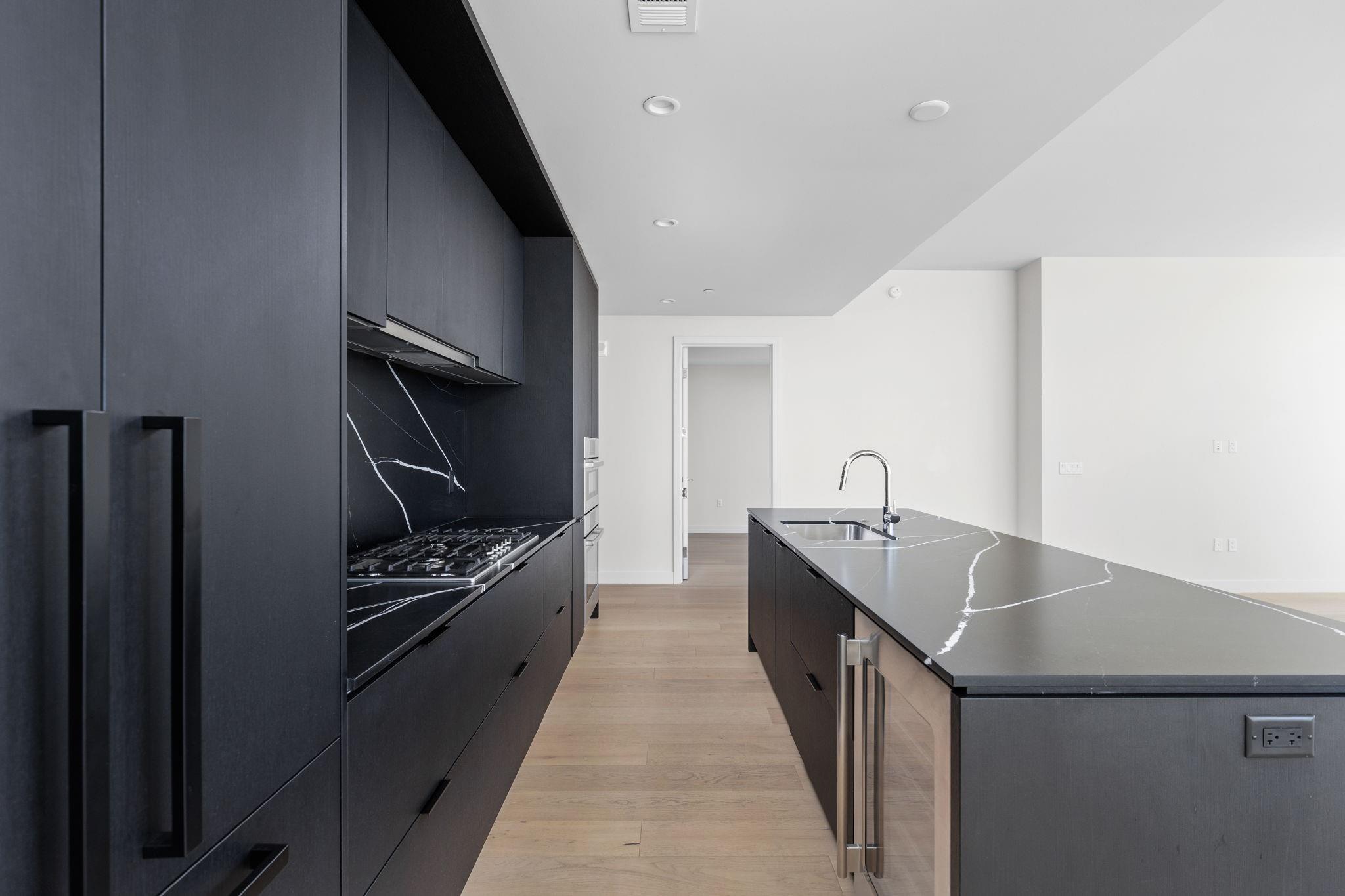 44 East Ave # 2301