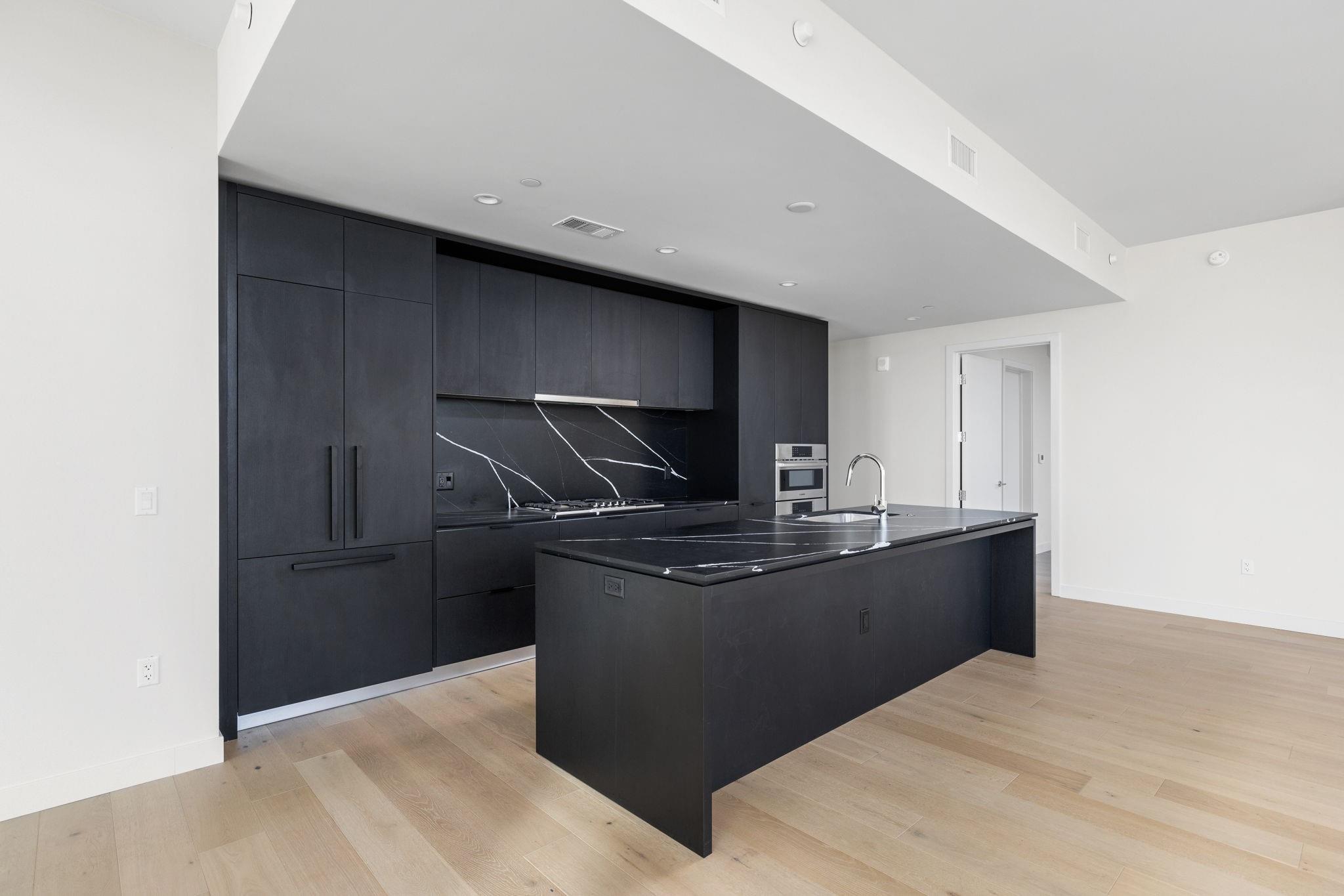 44 East Ave # 2301