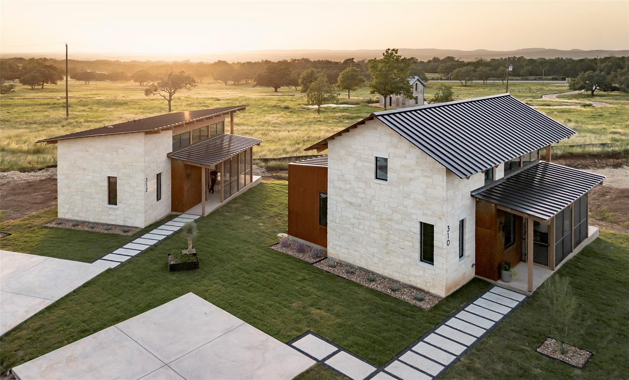 9361 W Us Highway 290 # 5