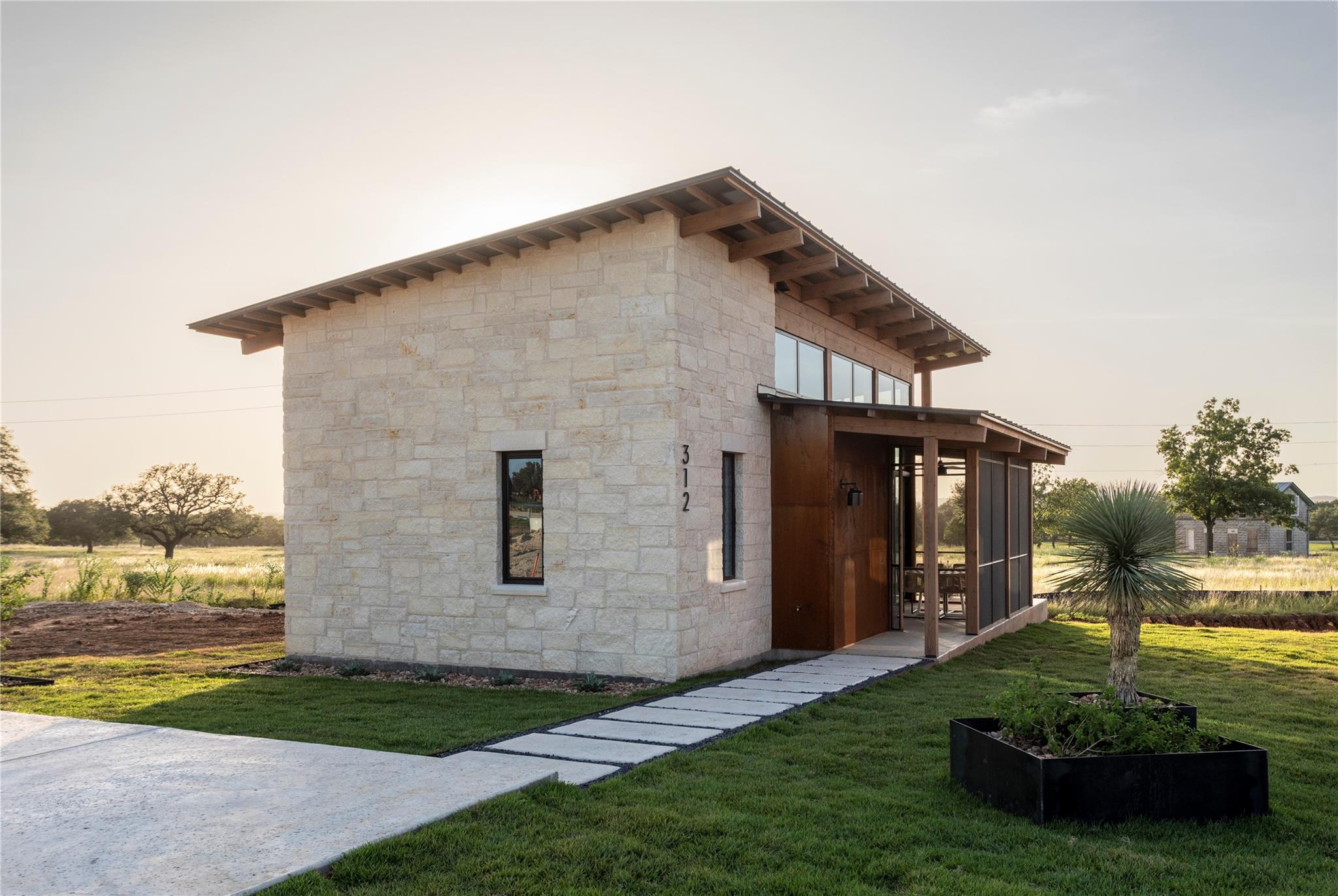 9361 W Us Highway 290 # 5