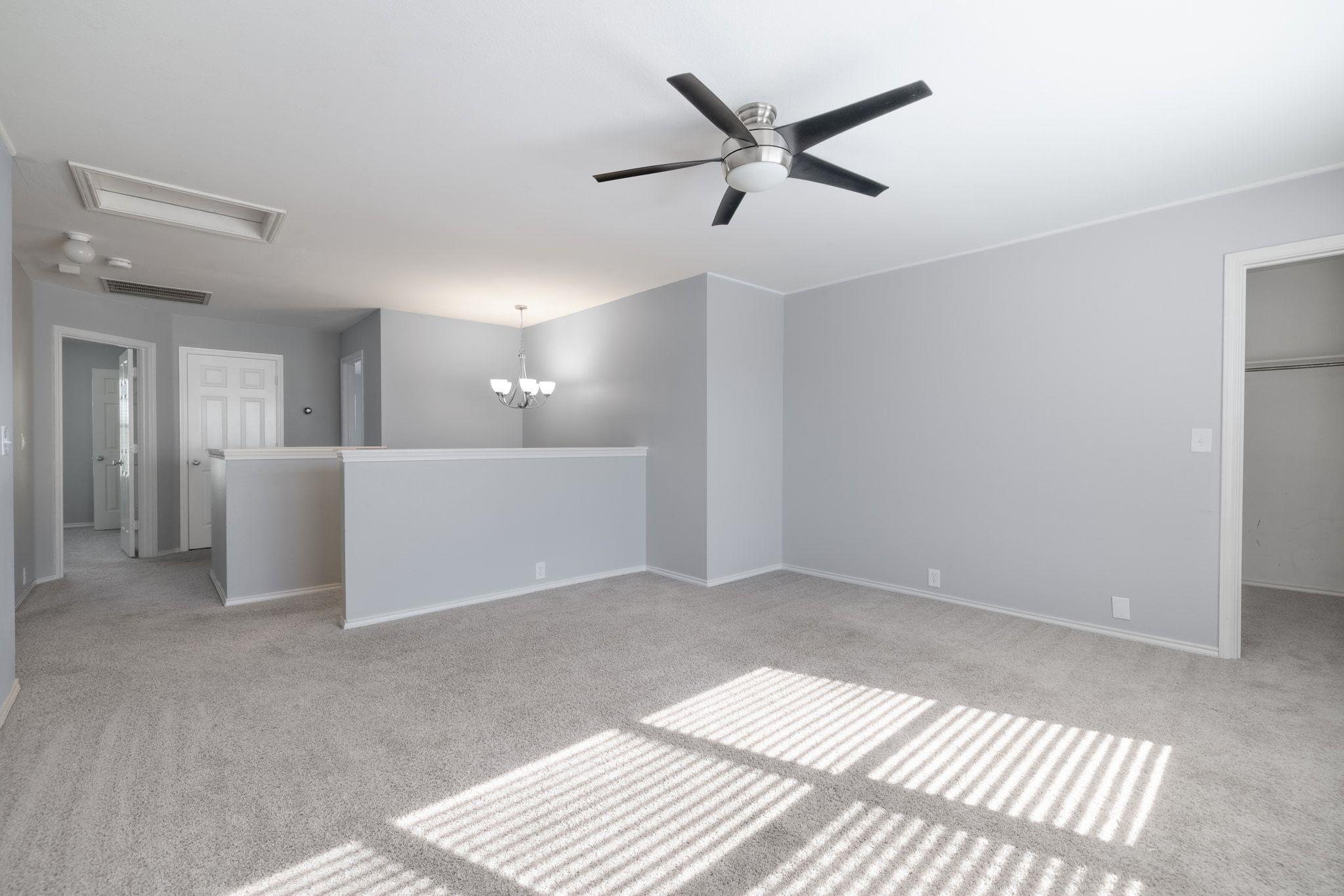 917 Melted Candle CV