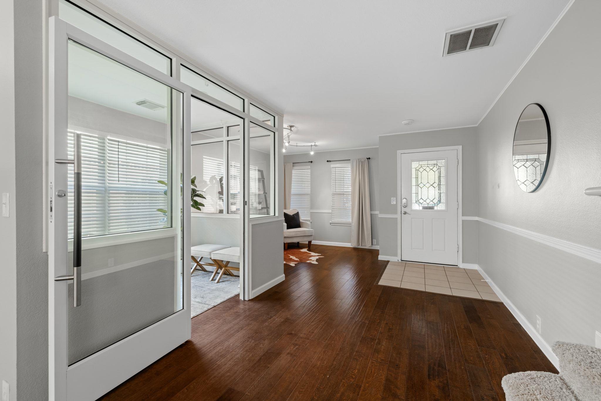 917 Melted Candle CV