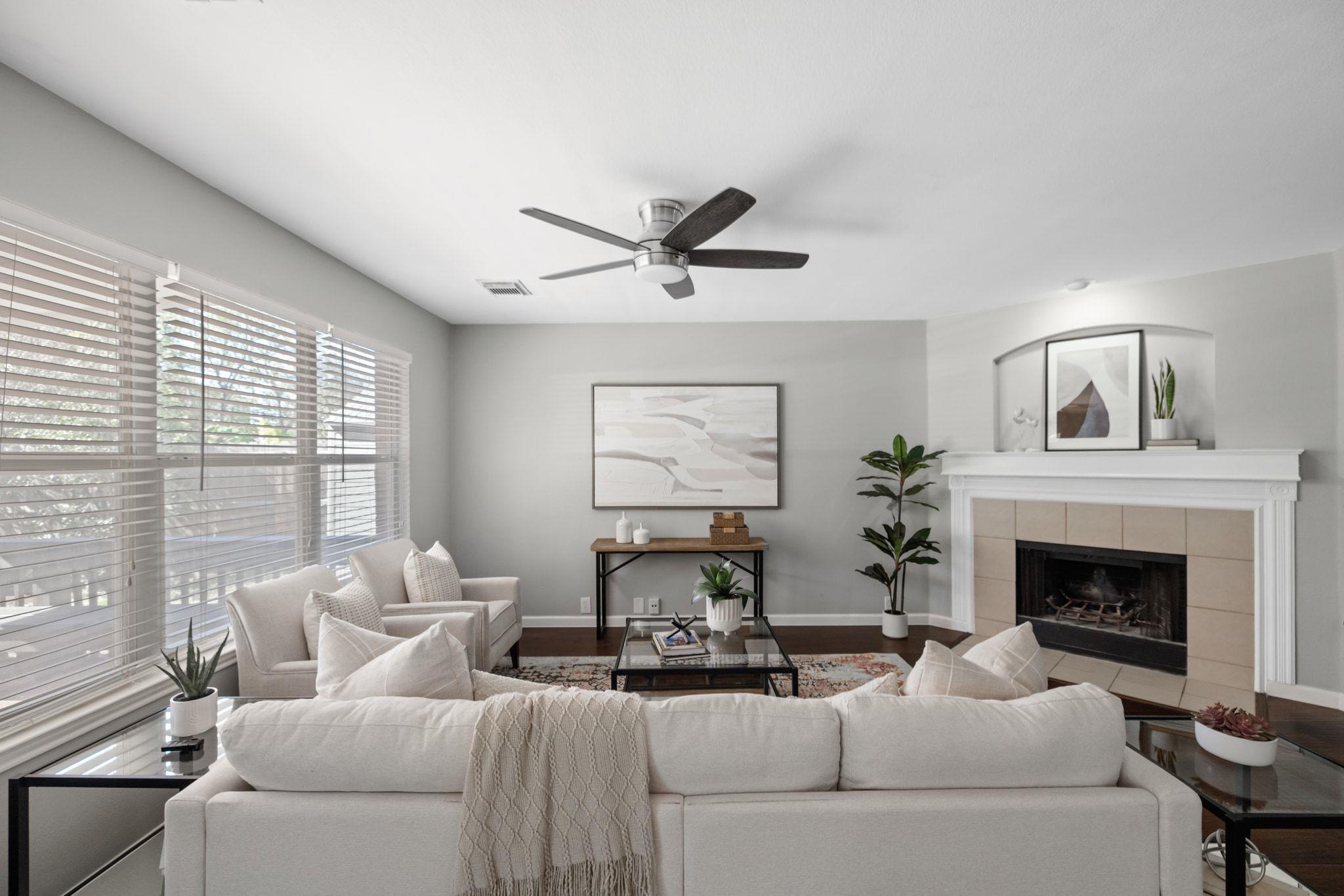 917 Melted Candle CV