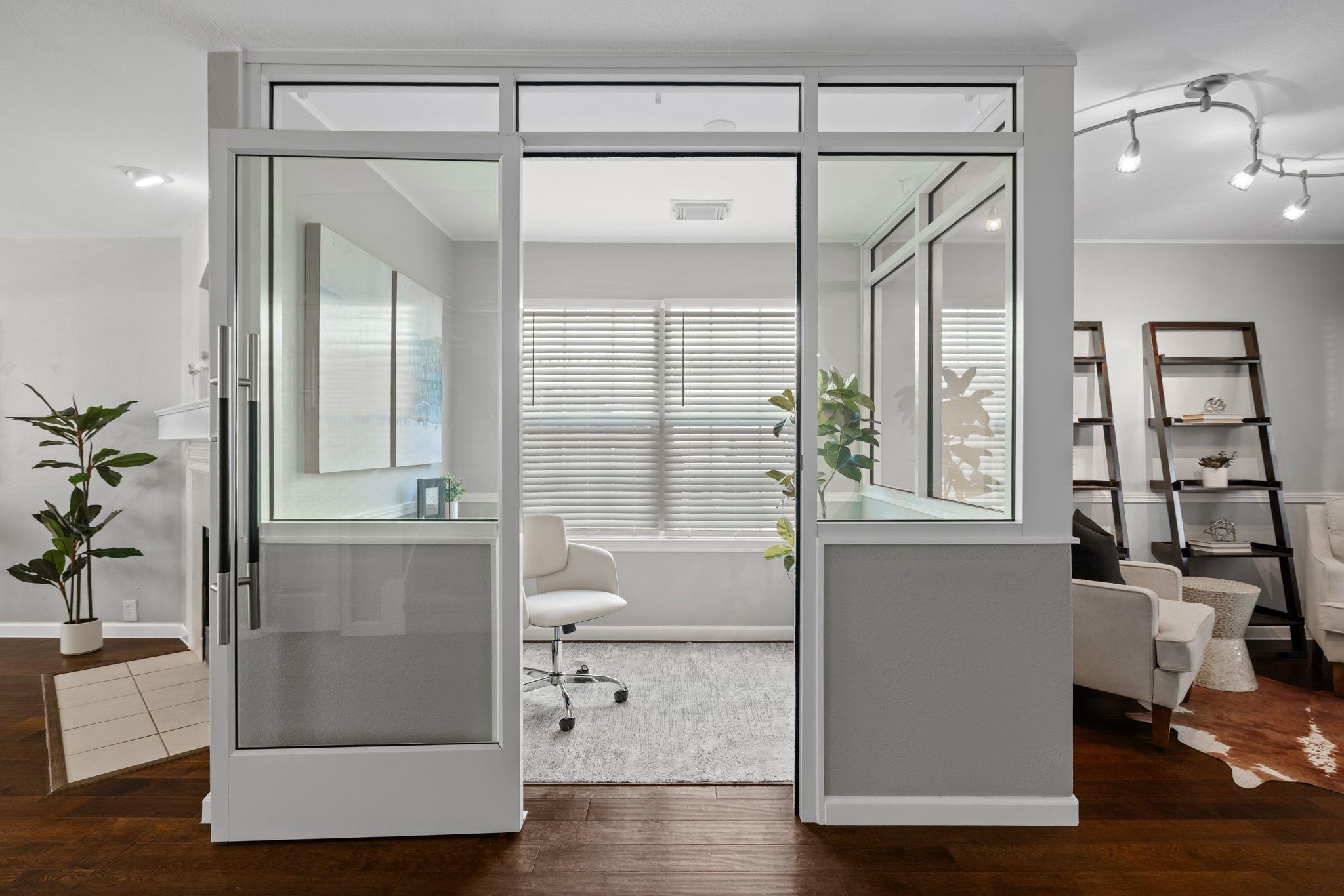 917 Melted Candle CV